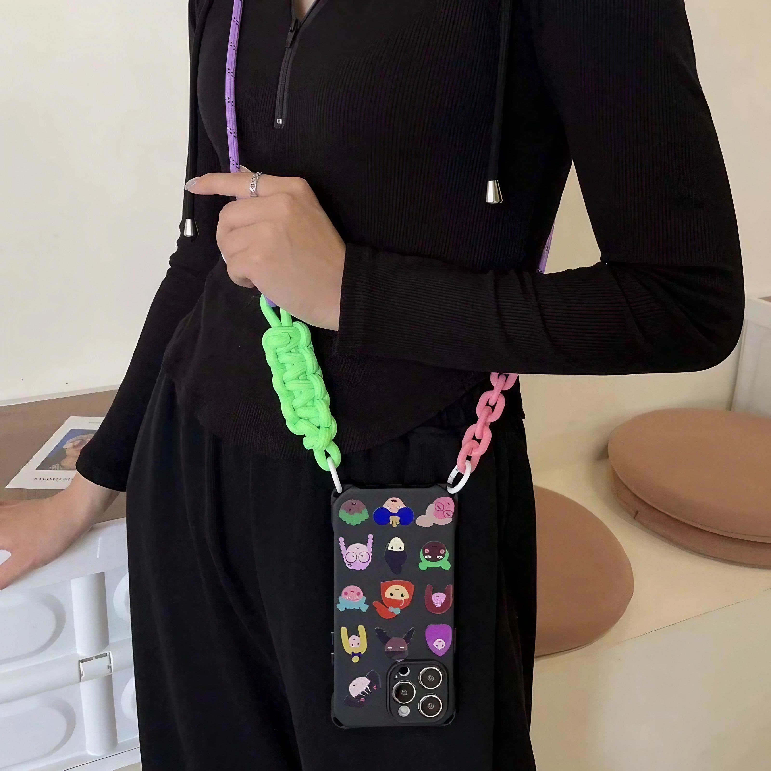 Cool Friends Case