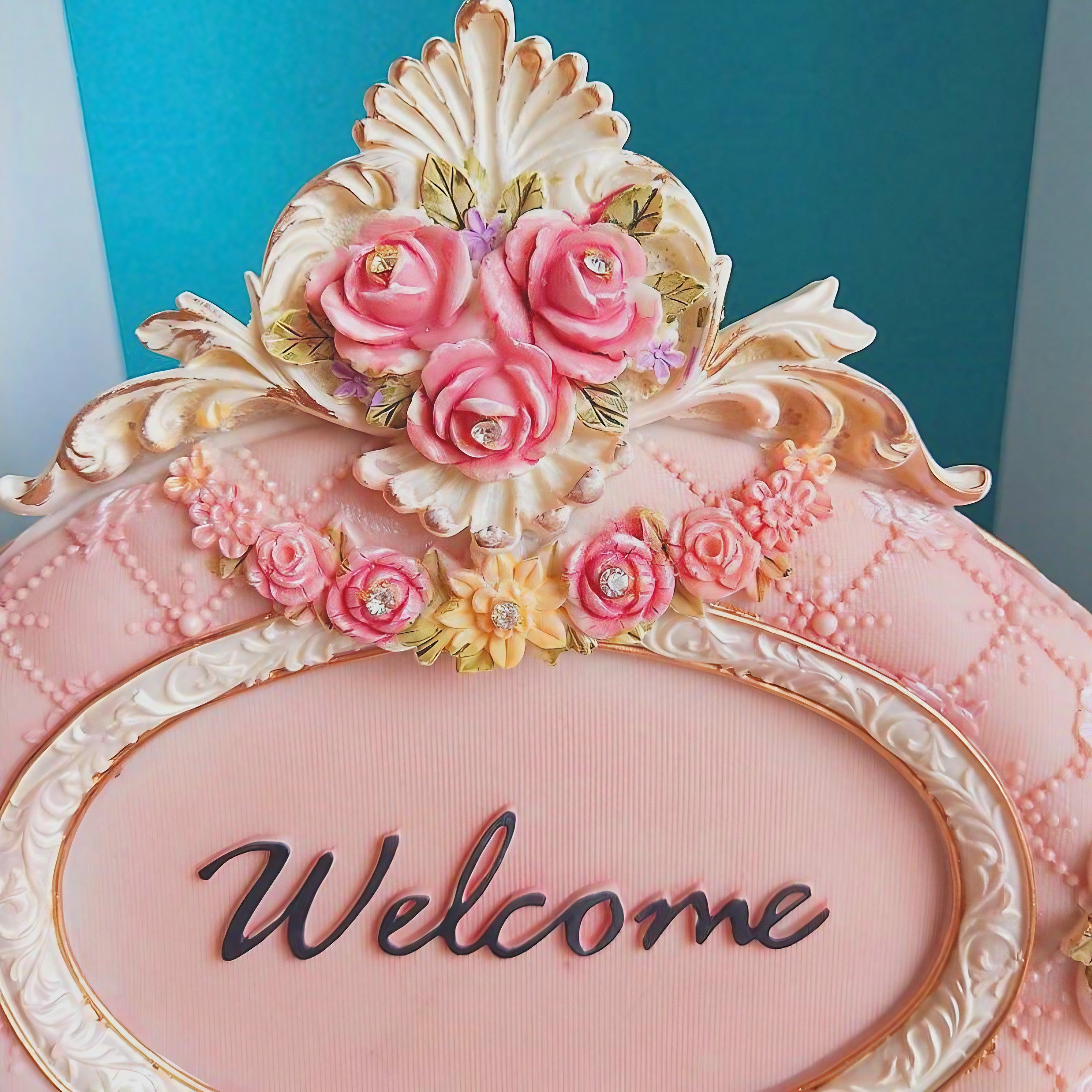Antique Floral Elegance Decor