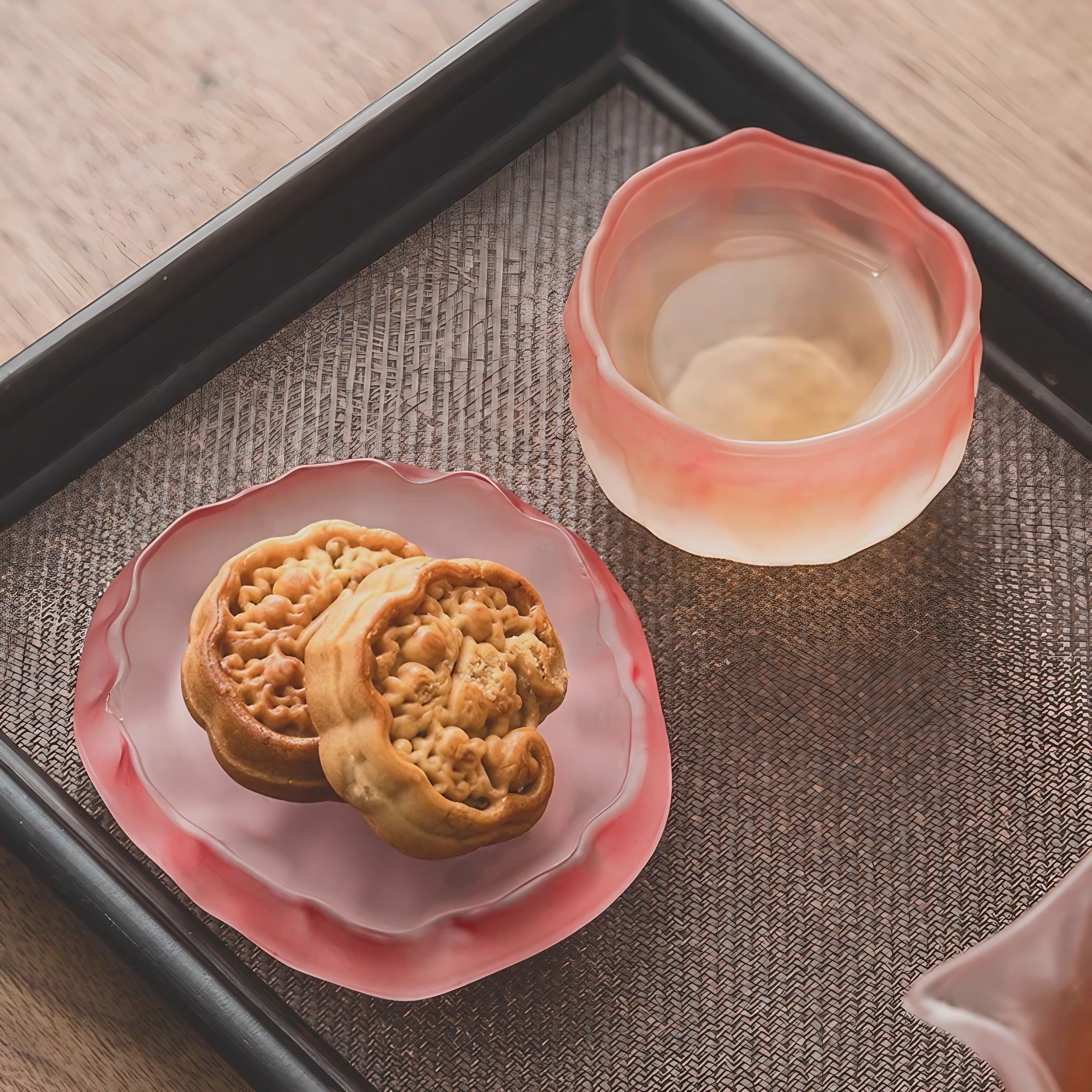 Aurora Ripple Teacup Set