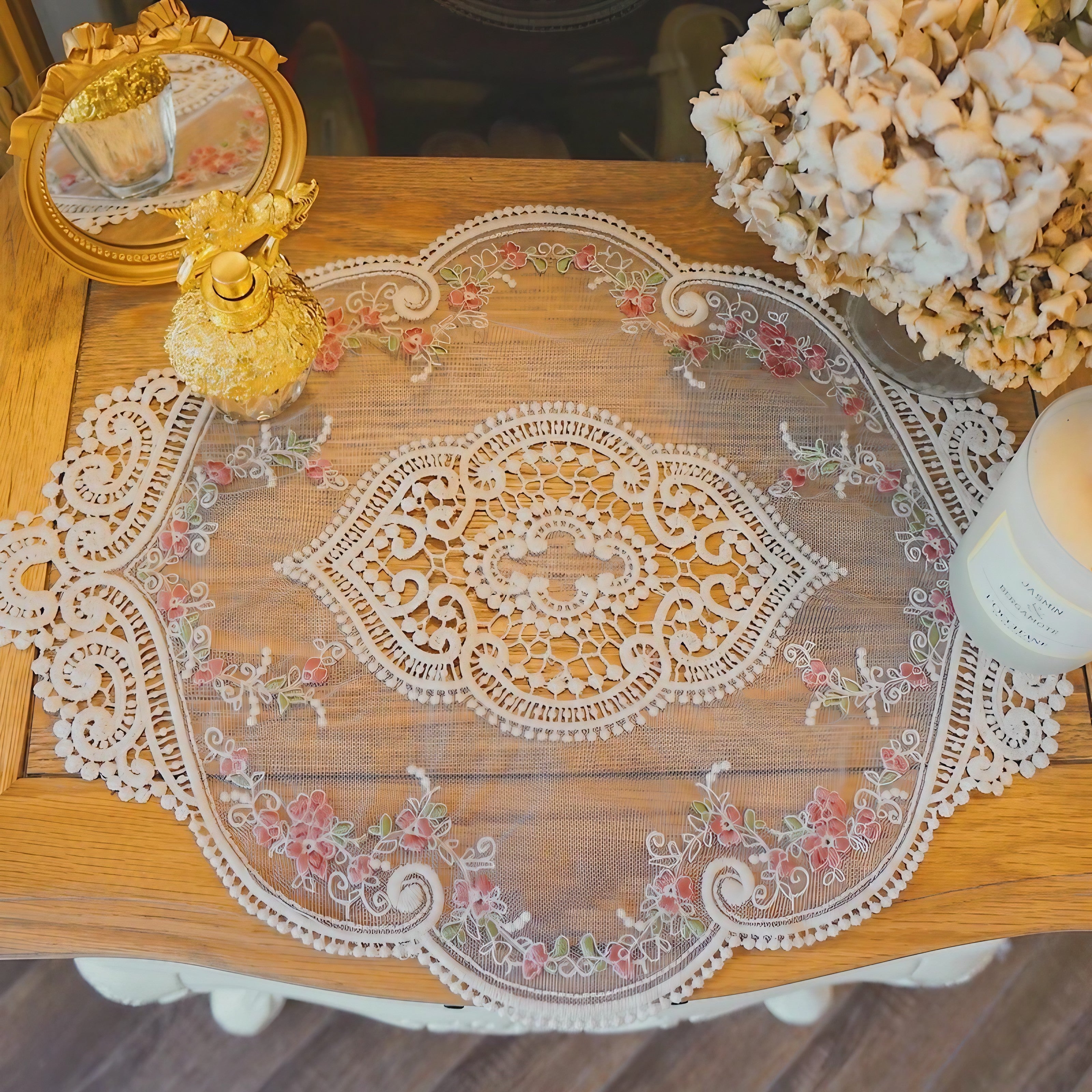 Bloom Lace Table Mat