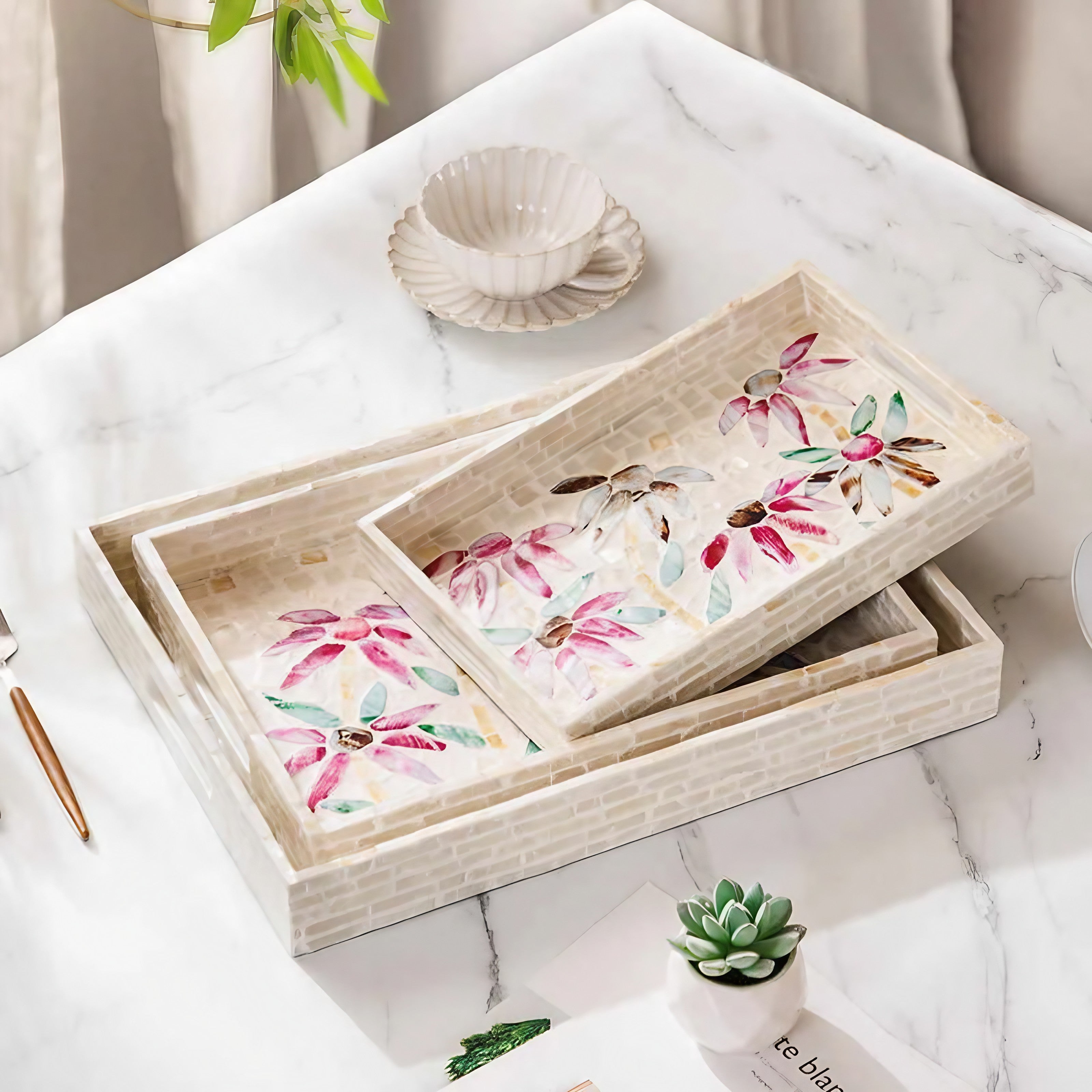Bloom Mosaic Tray