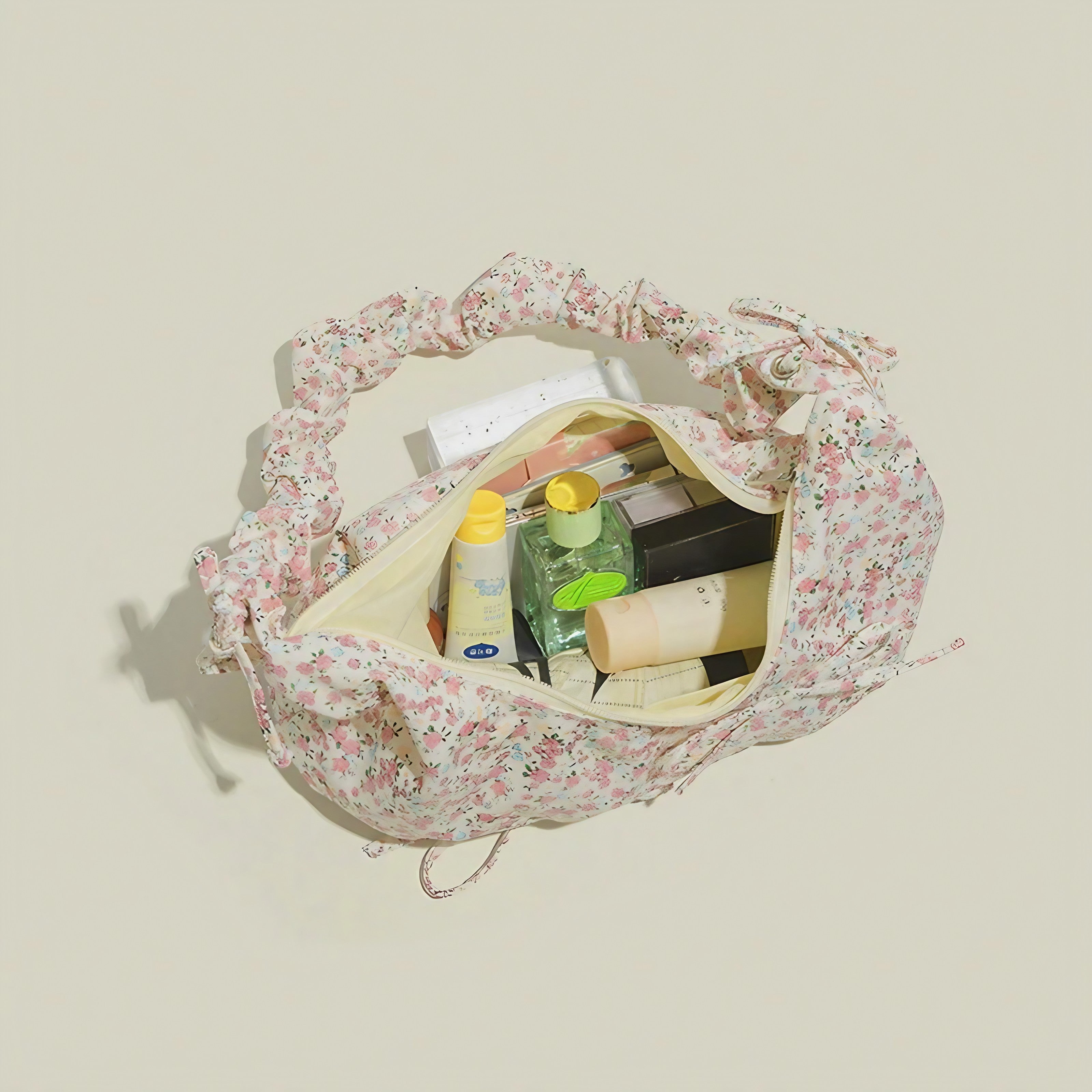 Bloomy Ruffle Bag