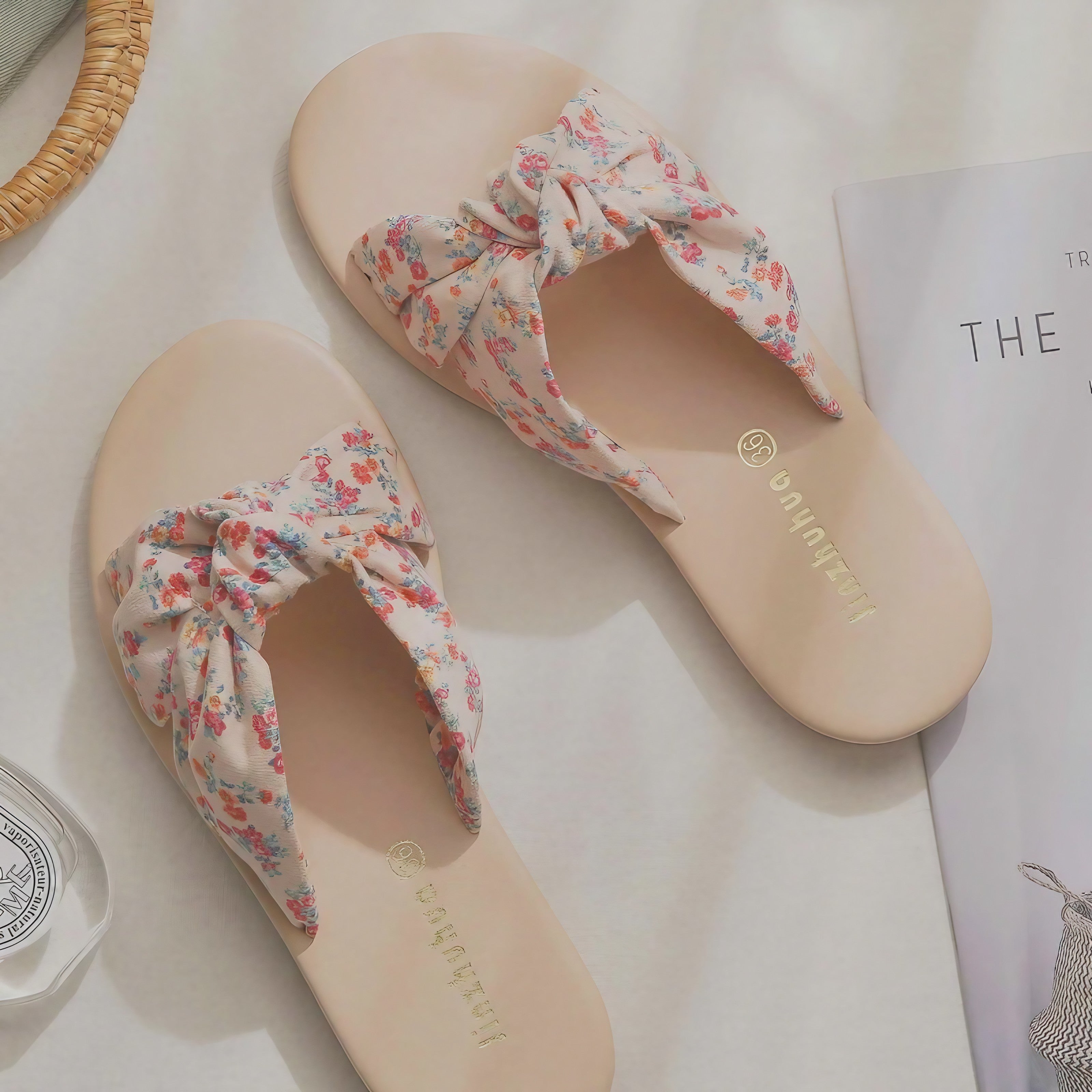 Blossom Bow Whisper Slides