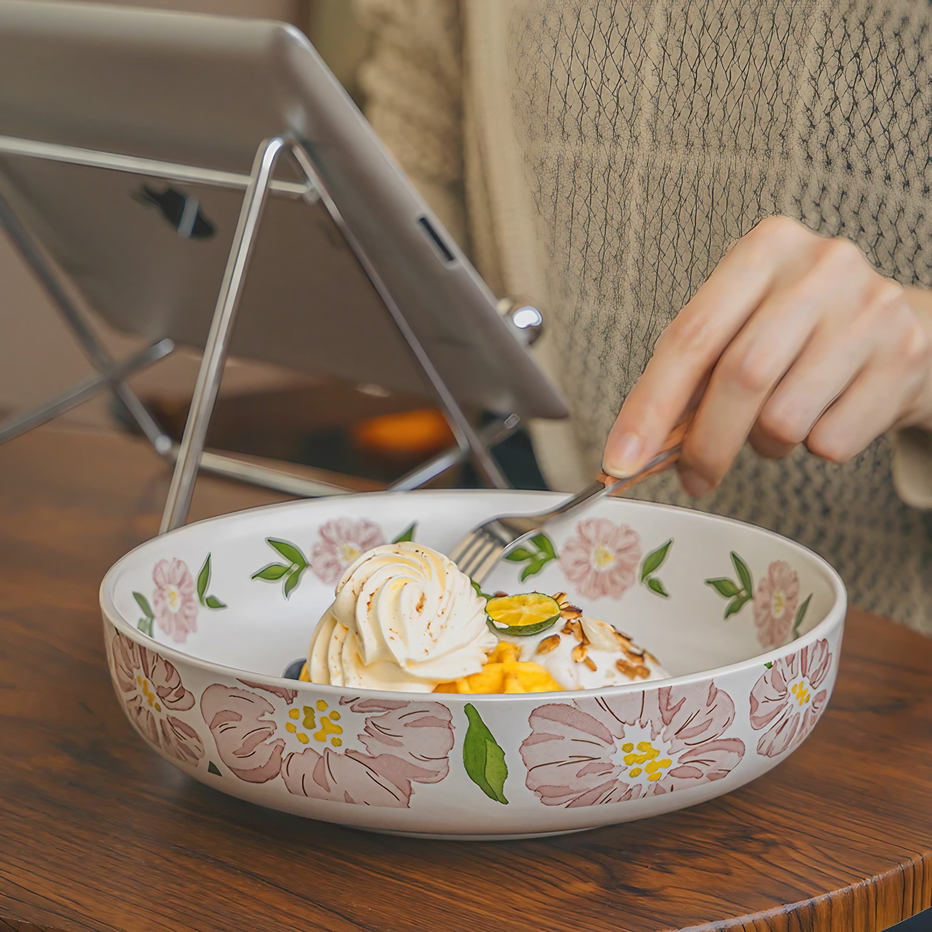 Blossom Harmony Serving Bowl