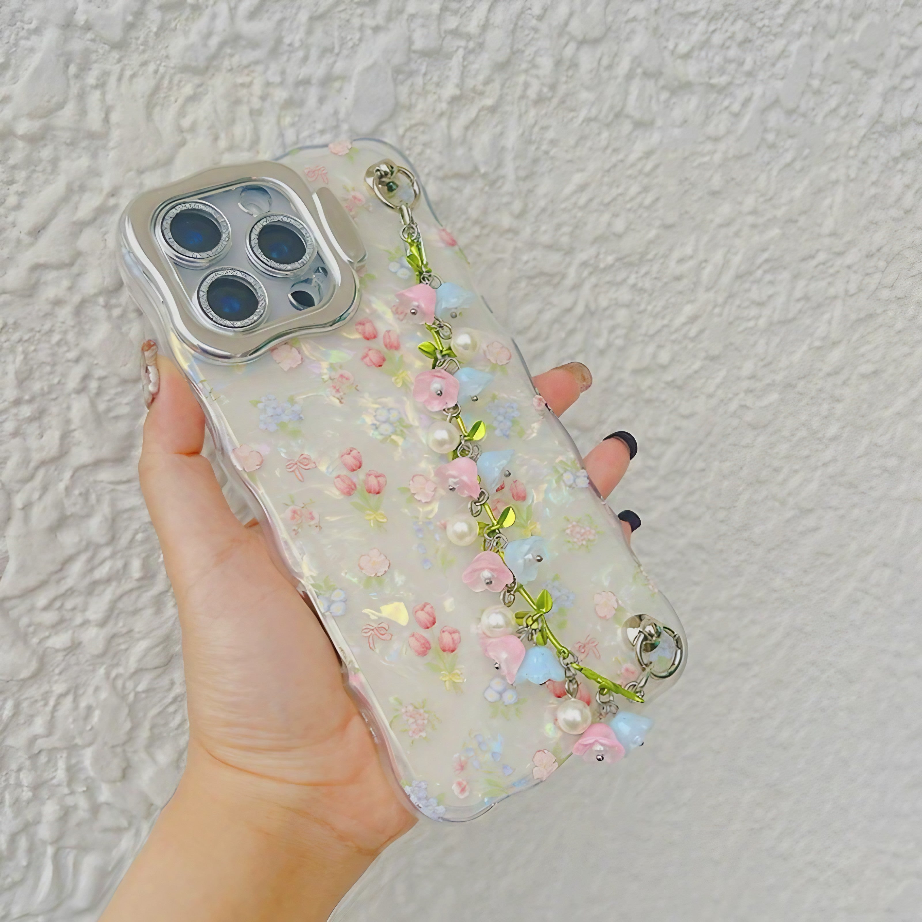 Blossom Pearl Chain Case