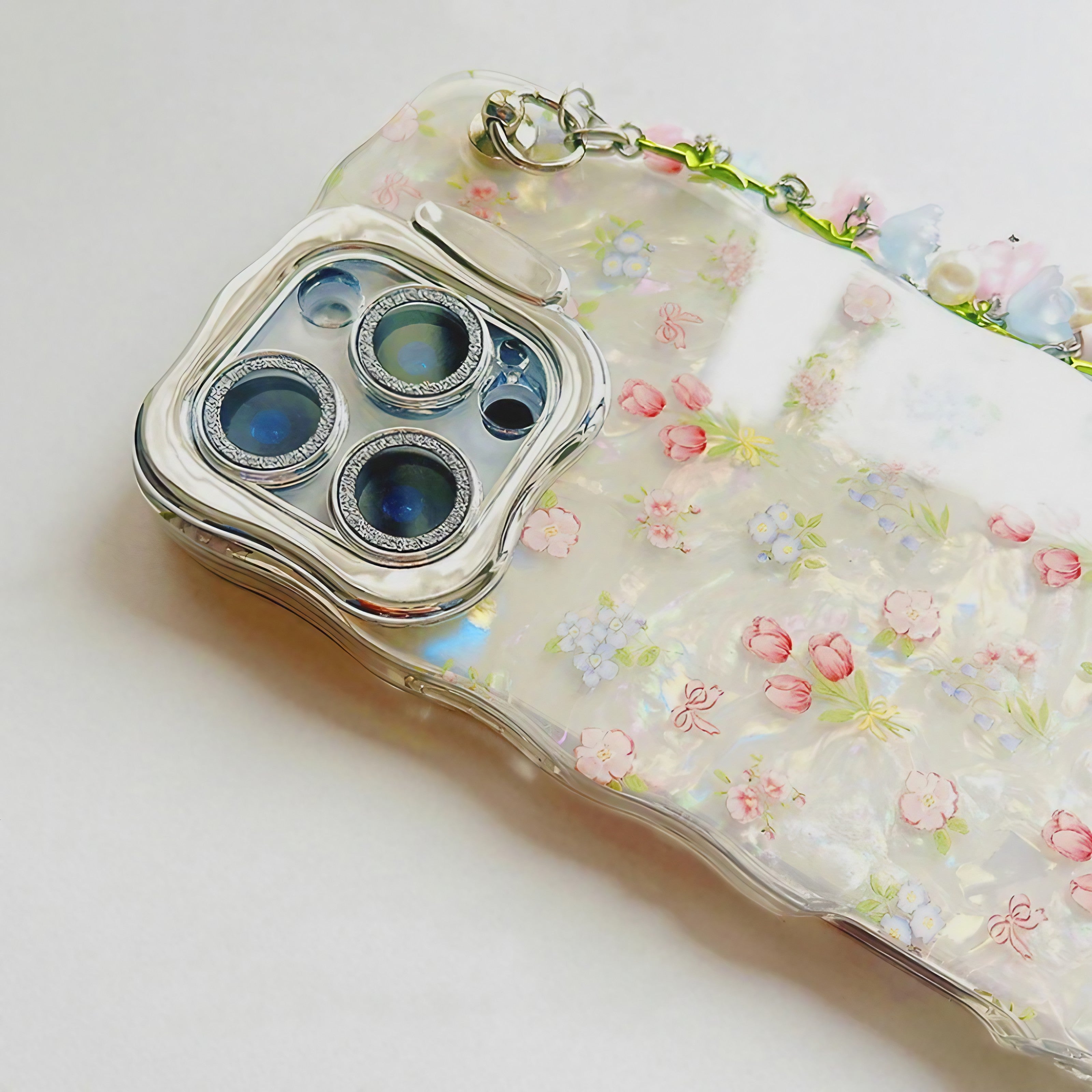 Blossom Pearl Chain Case