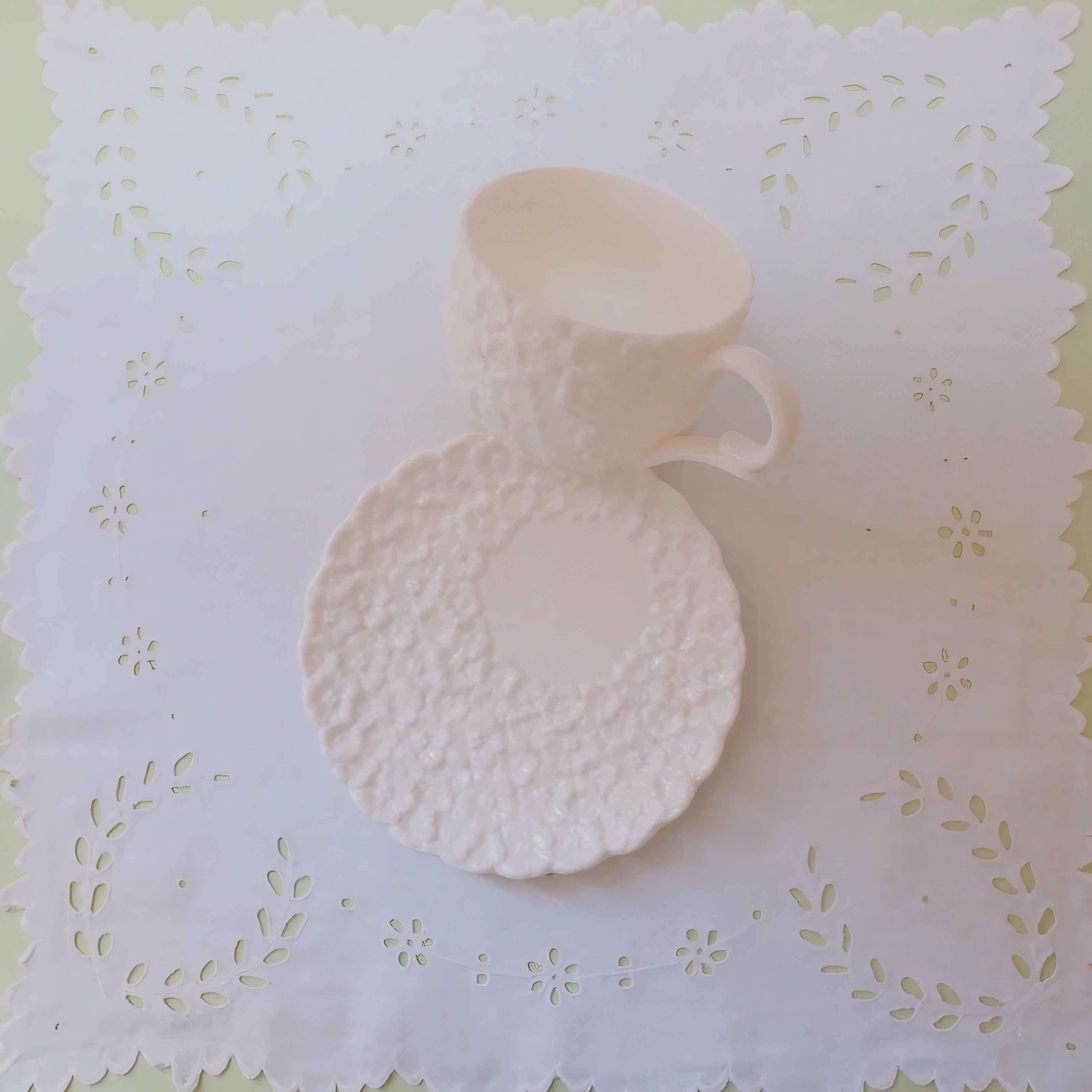 Blossom Relief Mugs