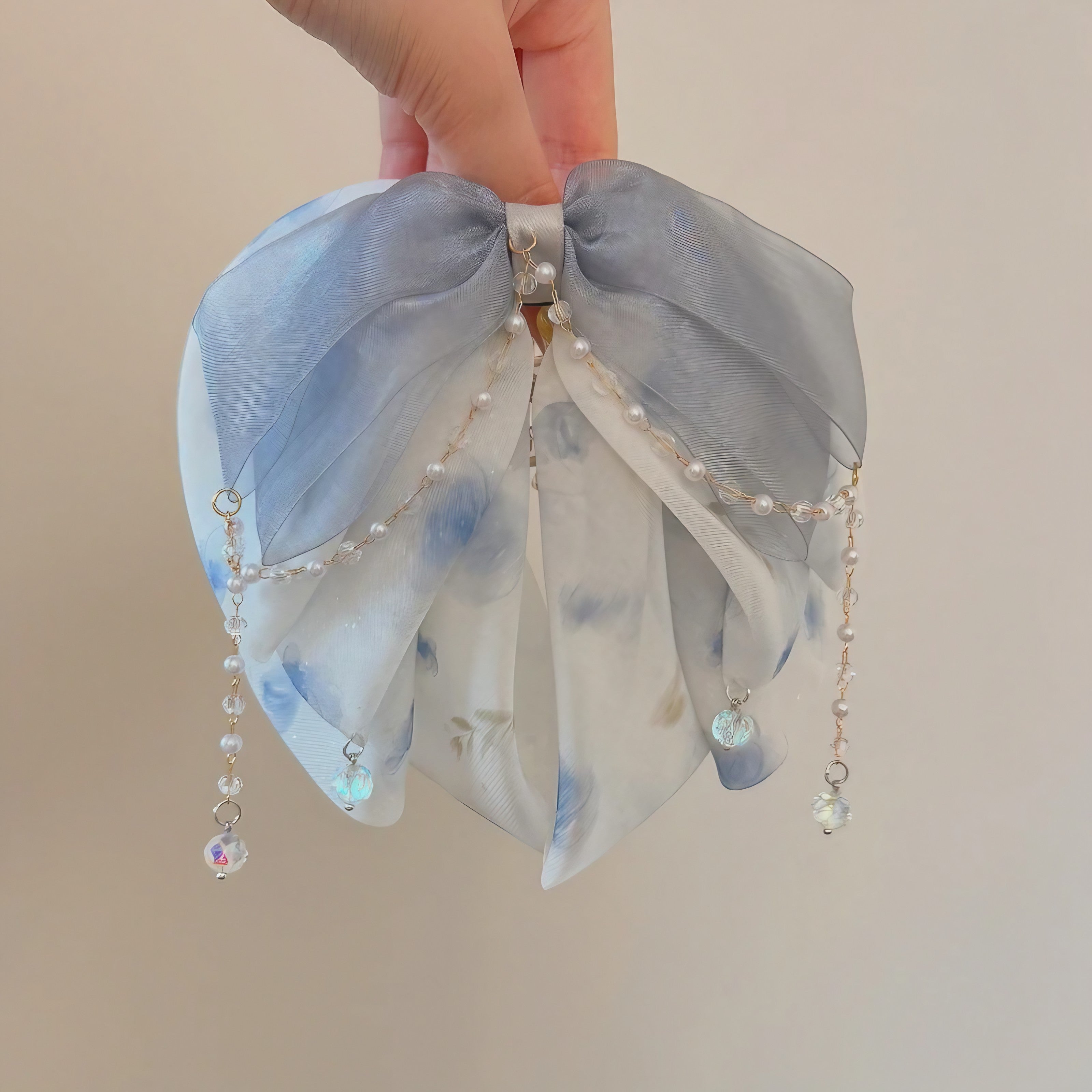 Blossom Veil Bow Clip
