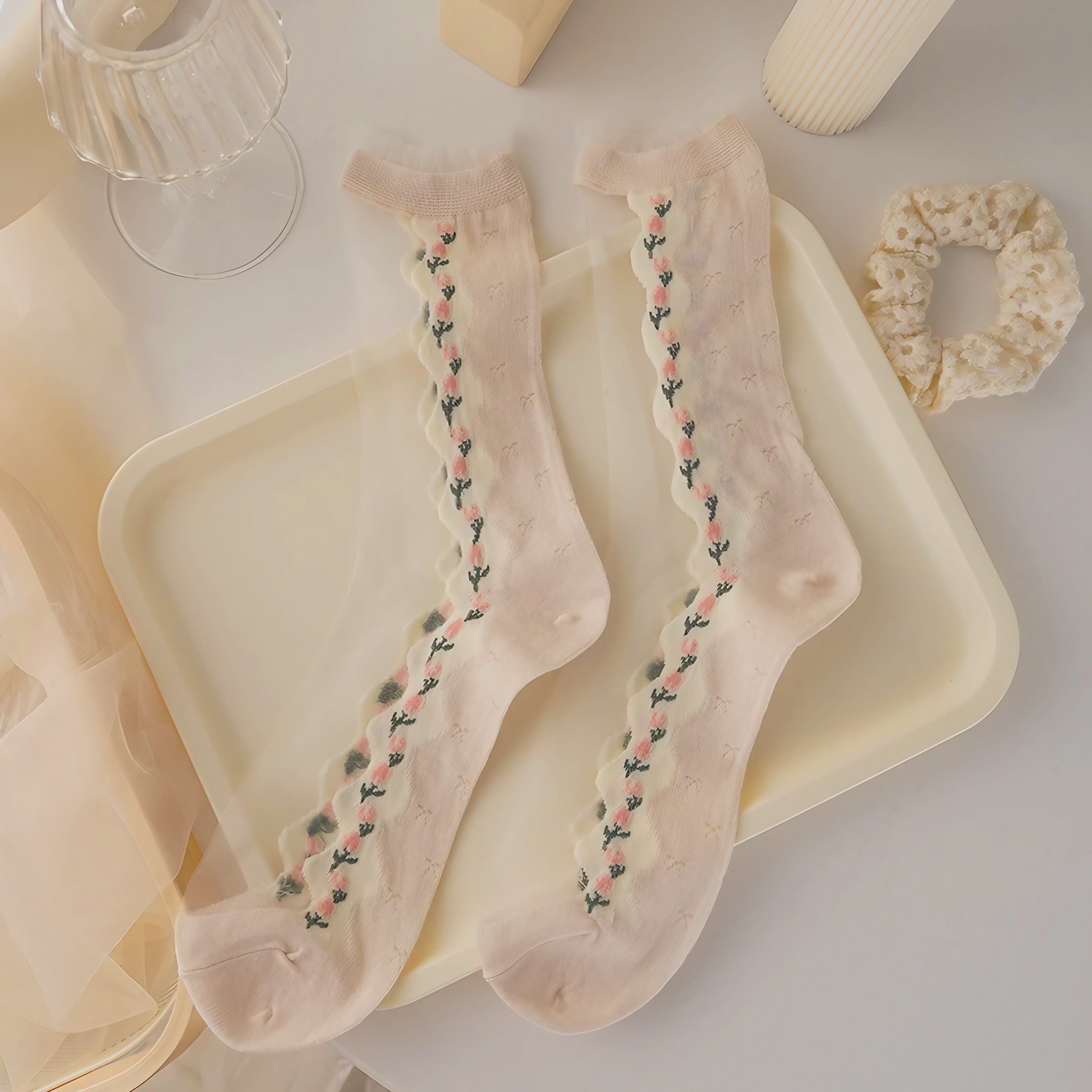 Petal Sheer Socks
