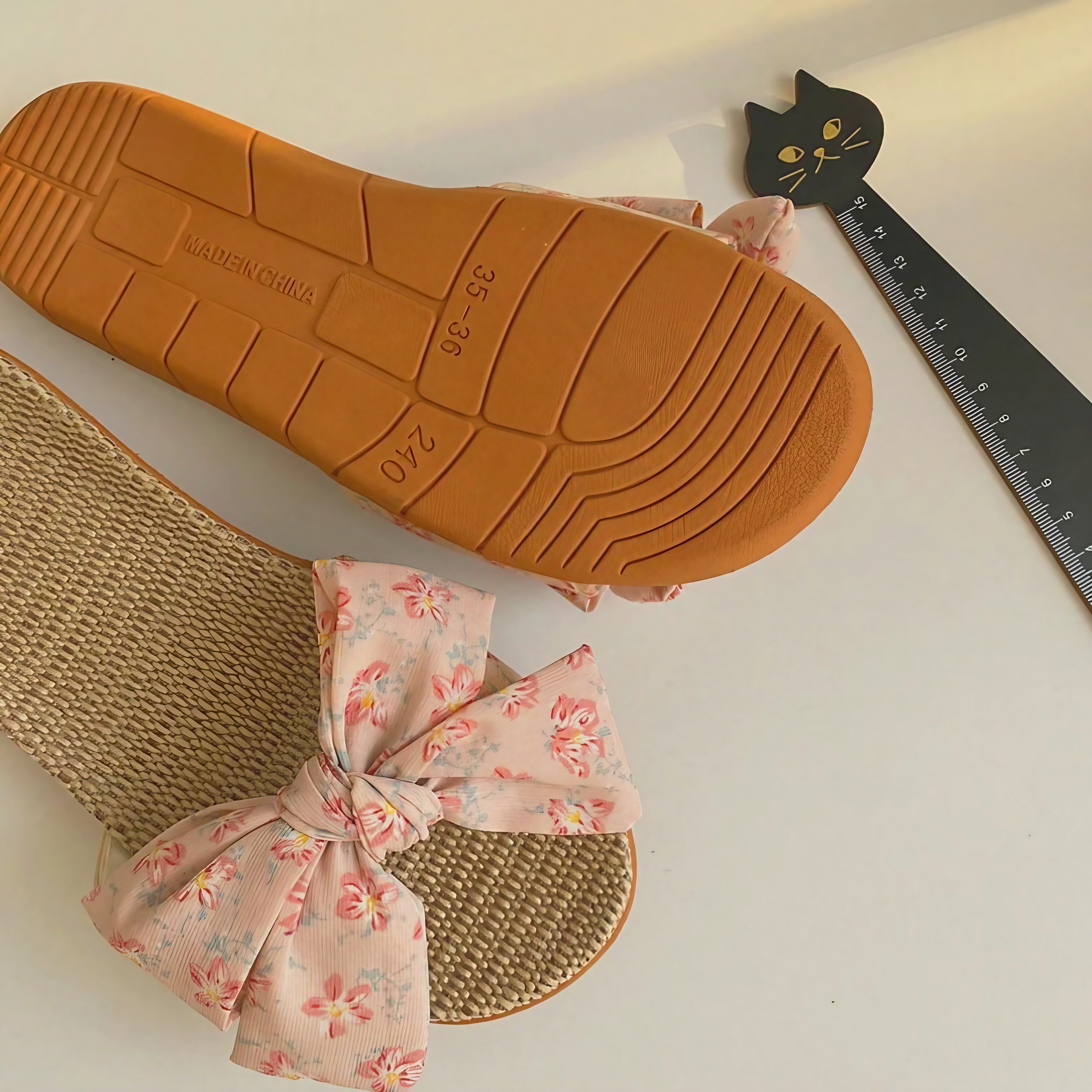 Blushing Meadow Bow Slides