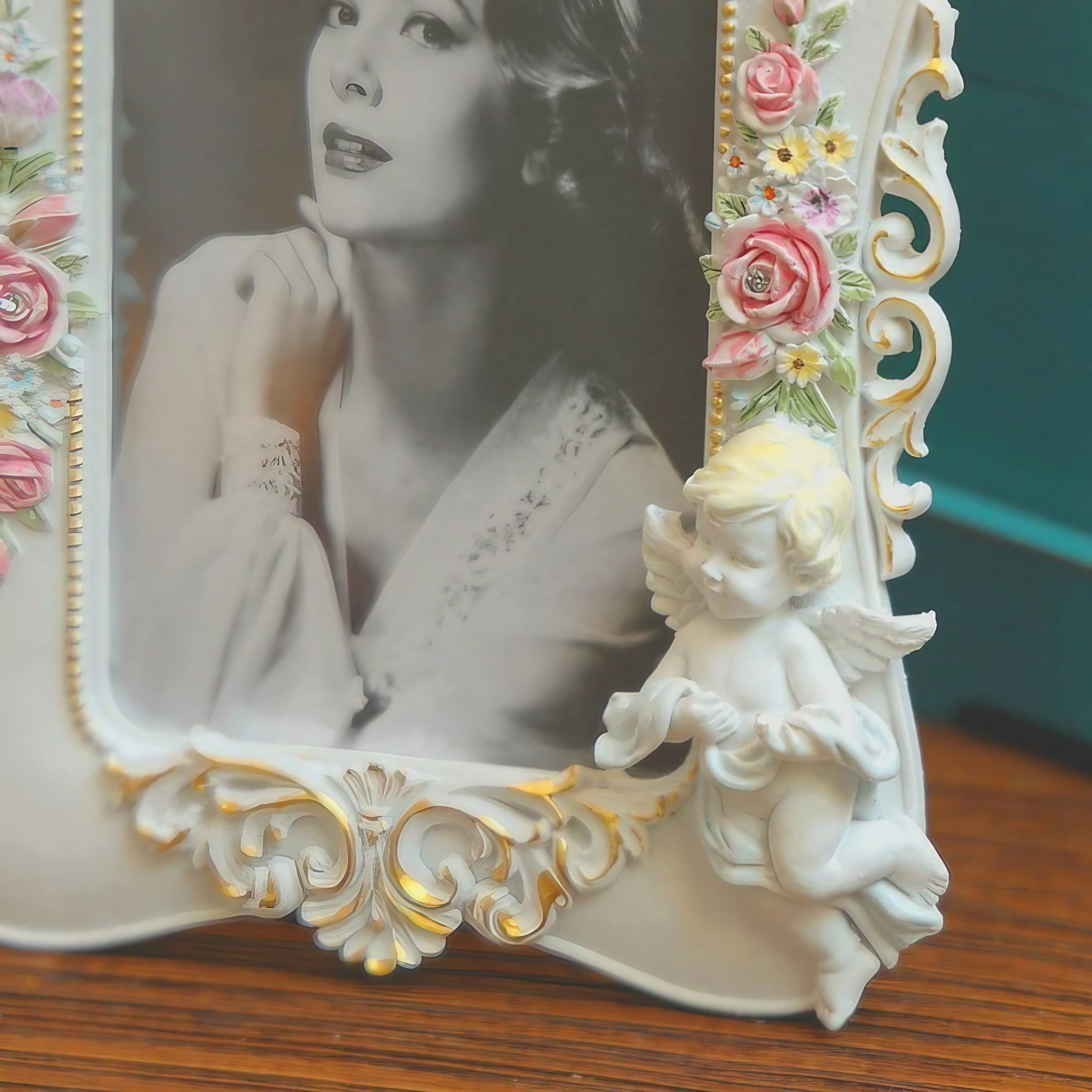 Cherub Blossom Frame