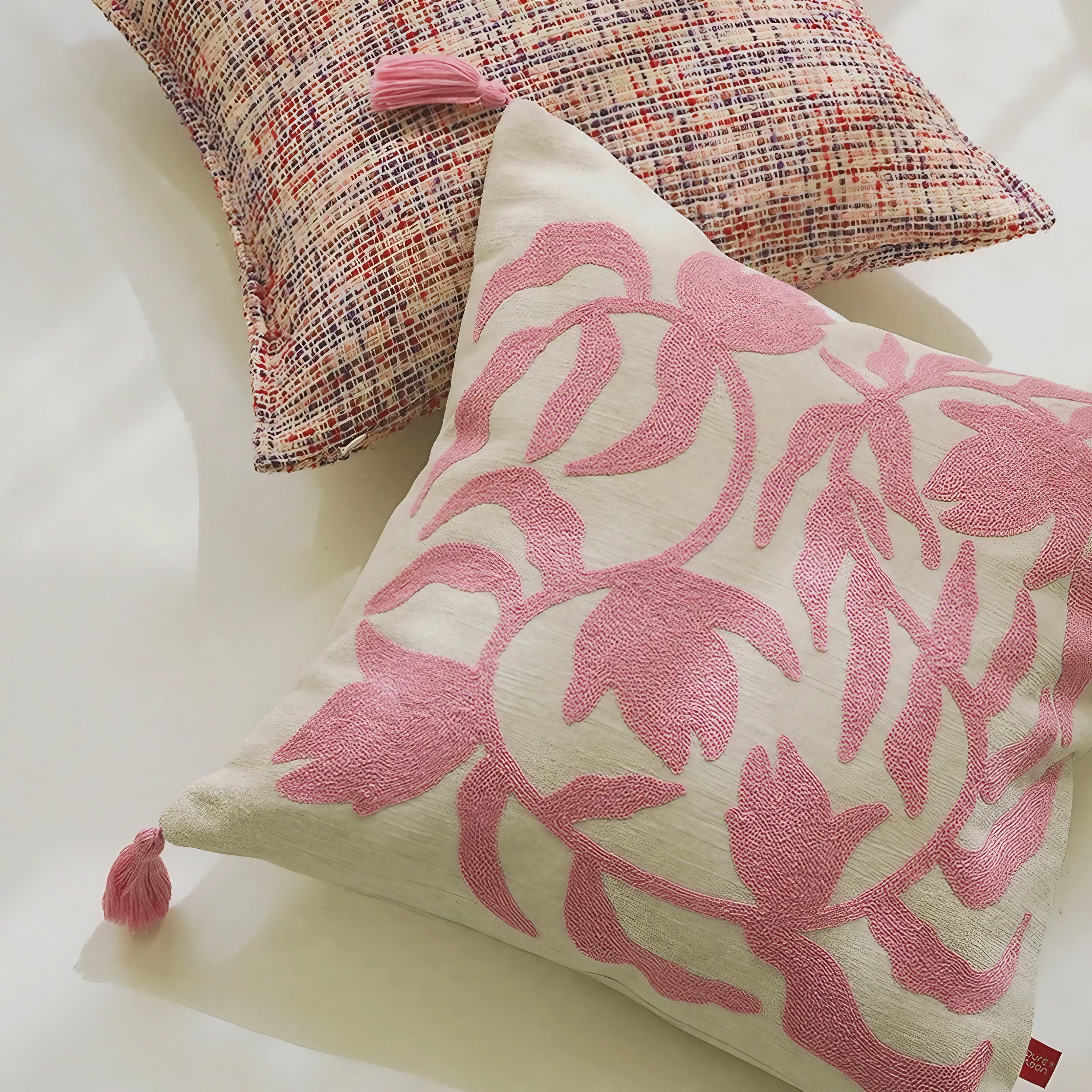 Chic Botanical Cushion Cover