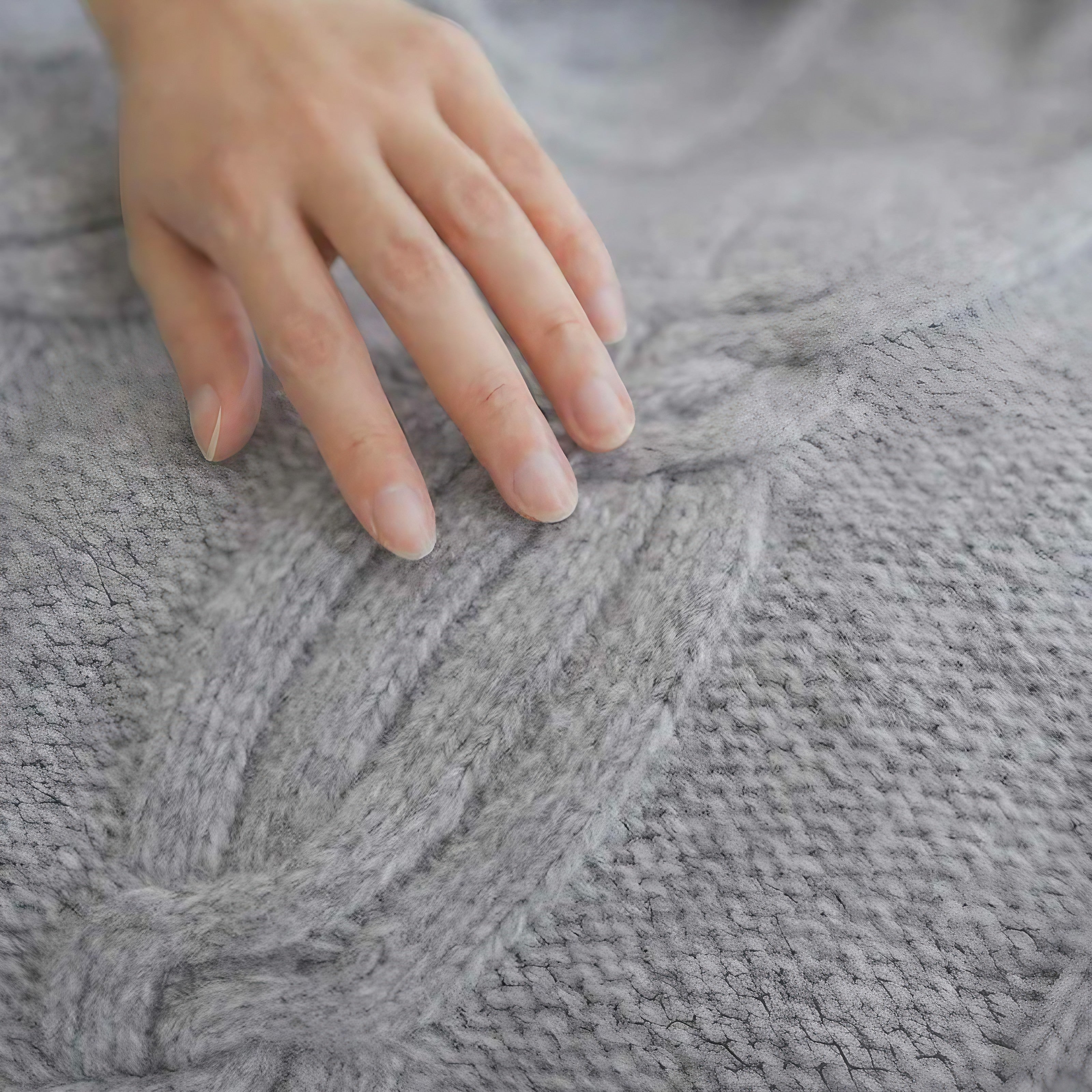 Chunky Cable Knit Blankets