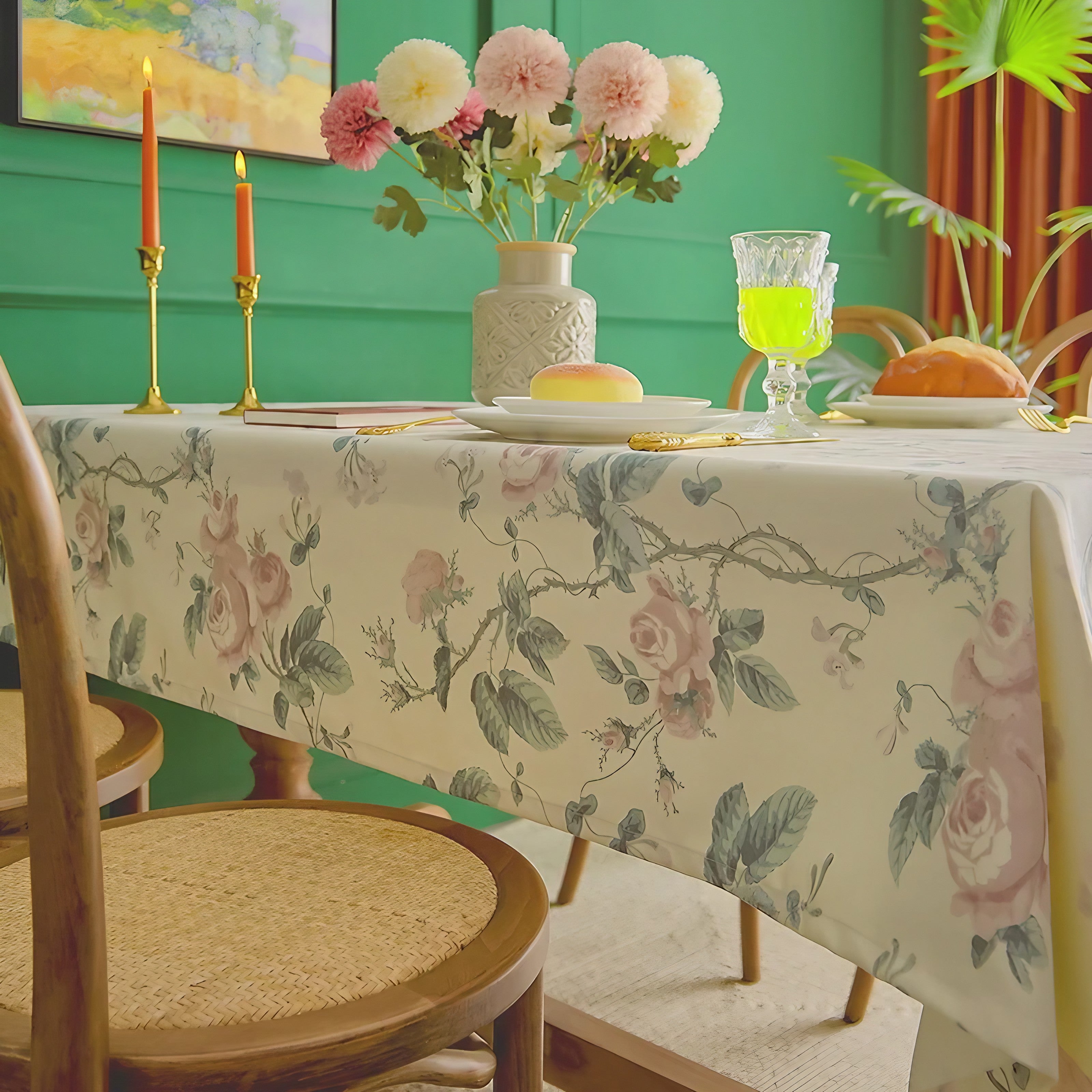 Classic Bloom Tablecloth
