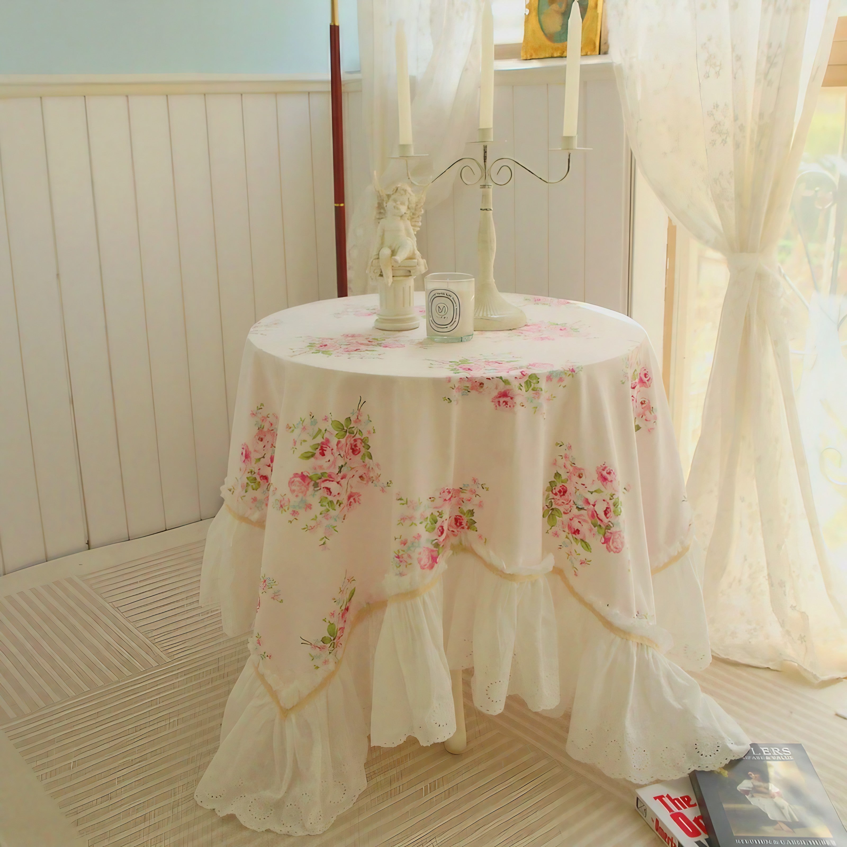 Cottage Rose Frill Tablecloth