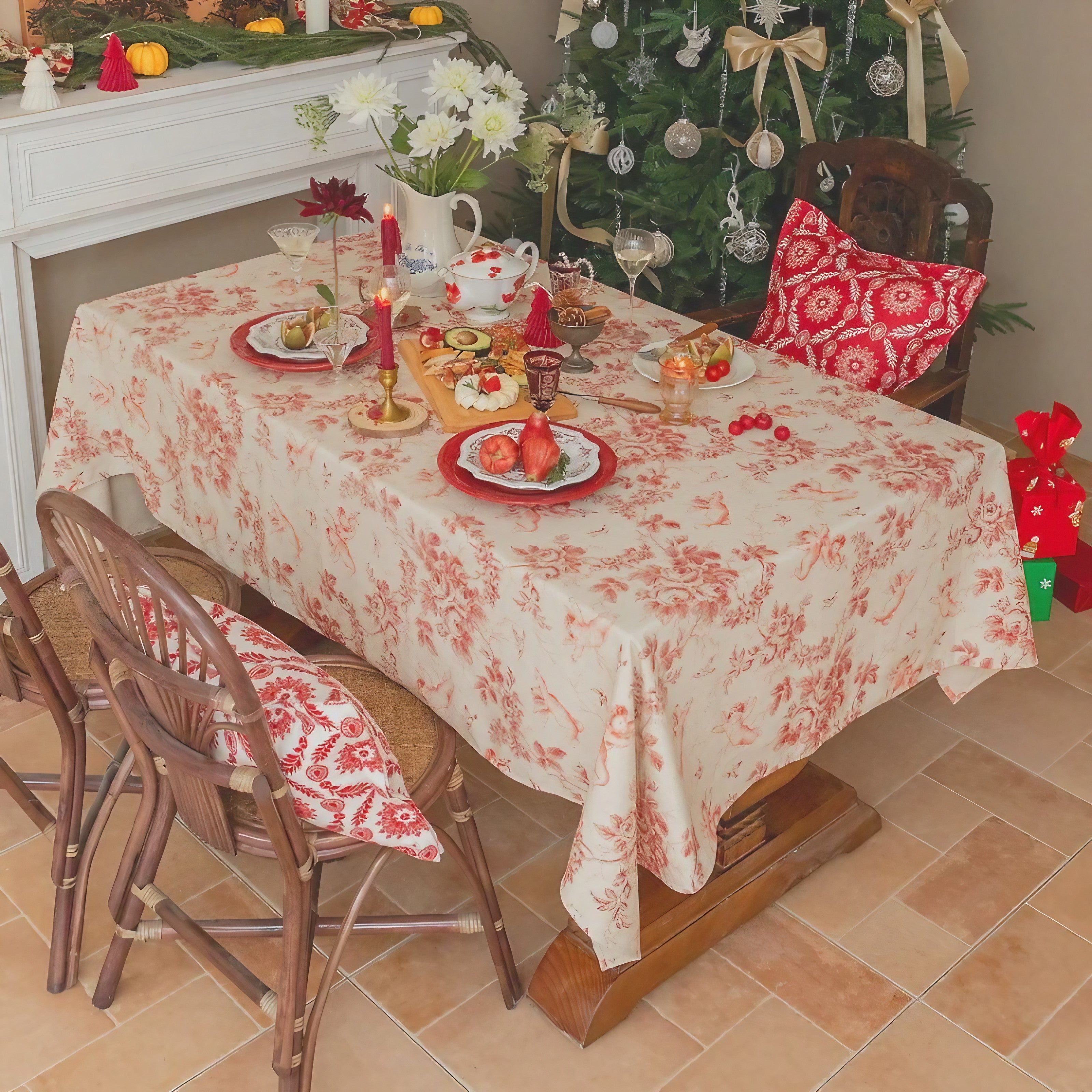 Crimson Toile Vintage Tablecloth