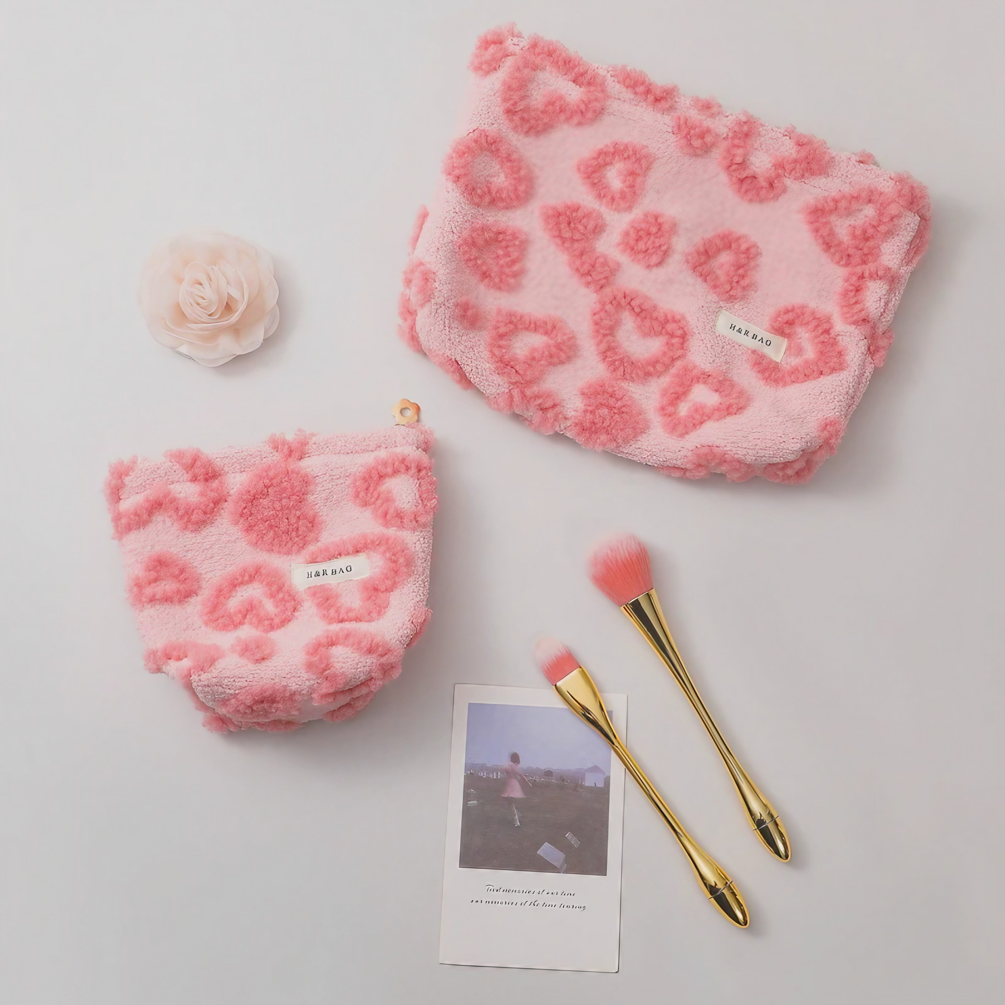 Fluffy Heart Pouch