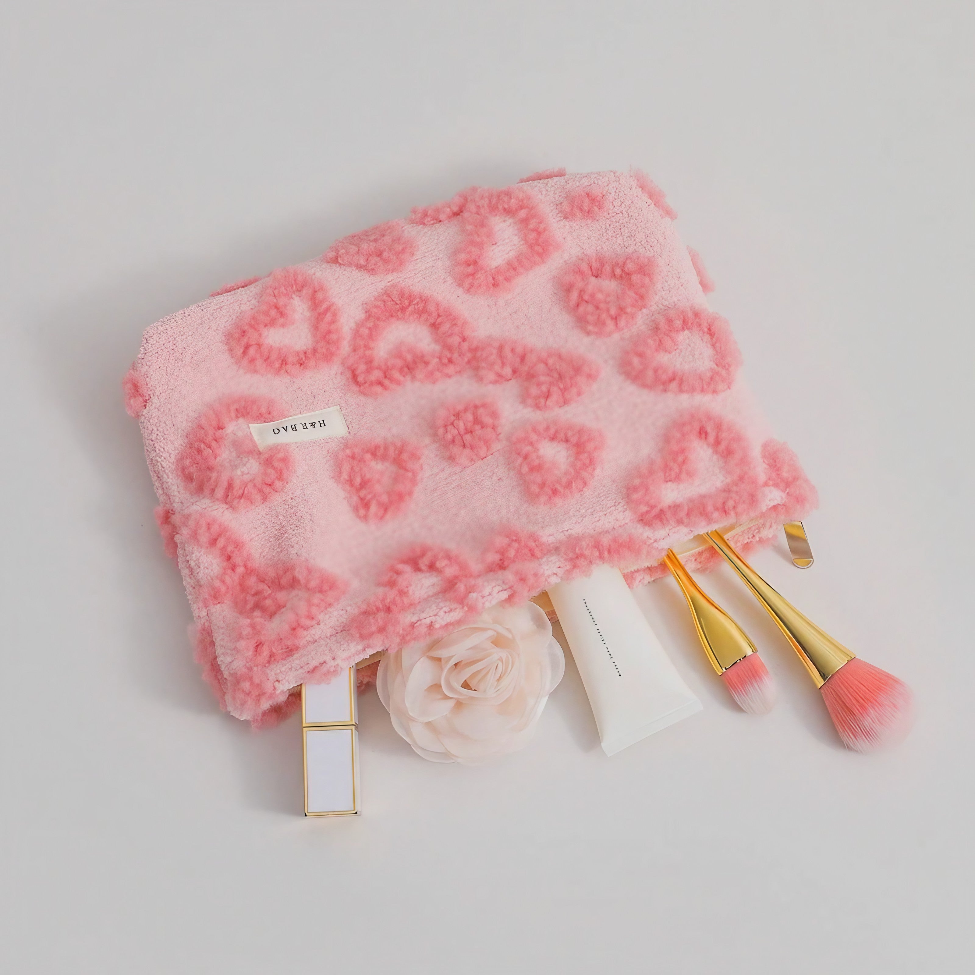 Fluffy Heart Pouch