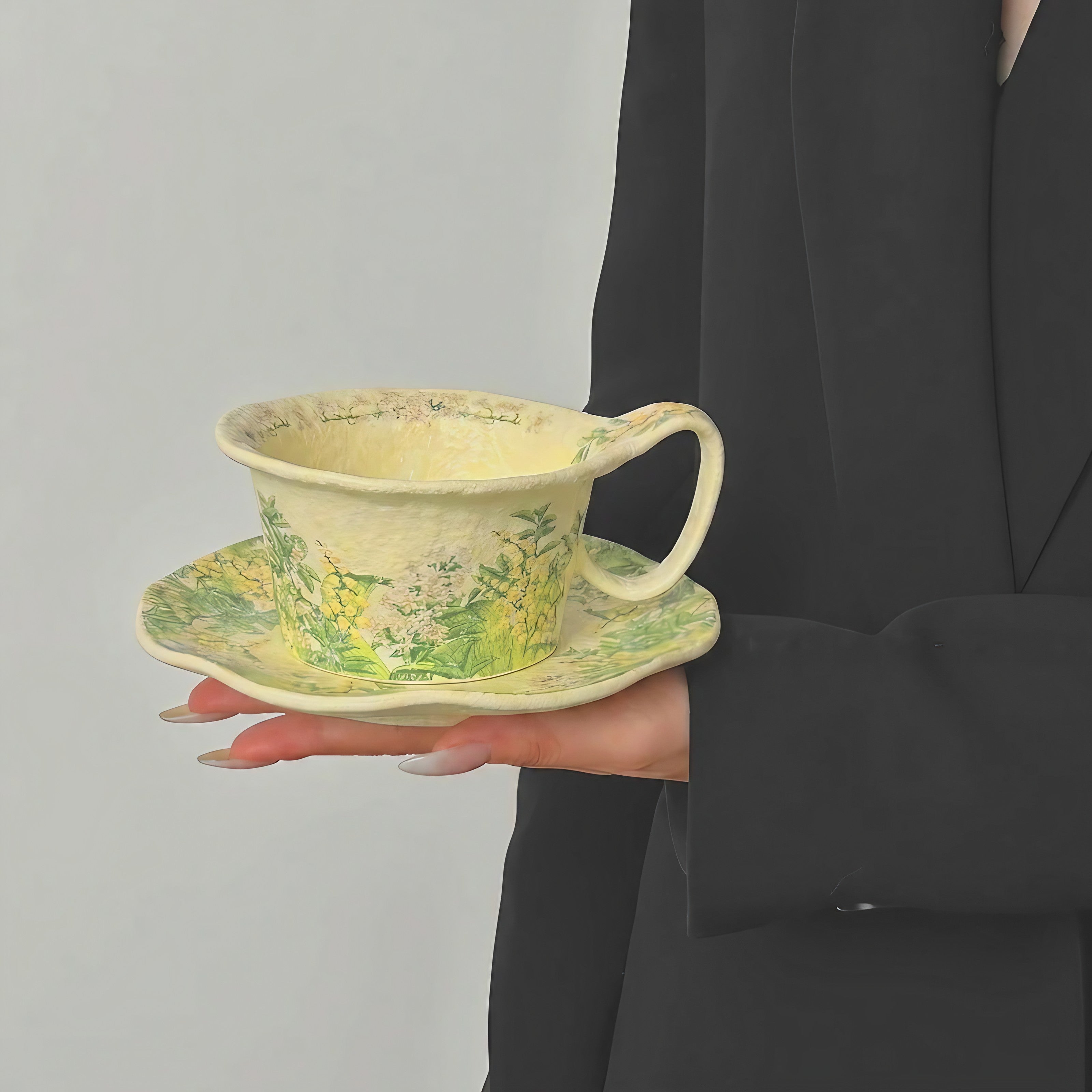 Hydrangea Bloom Teacup Set