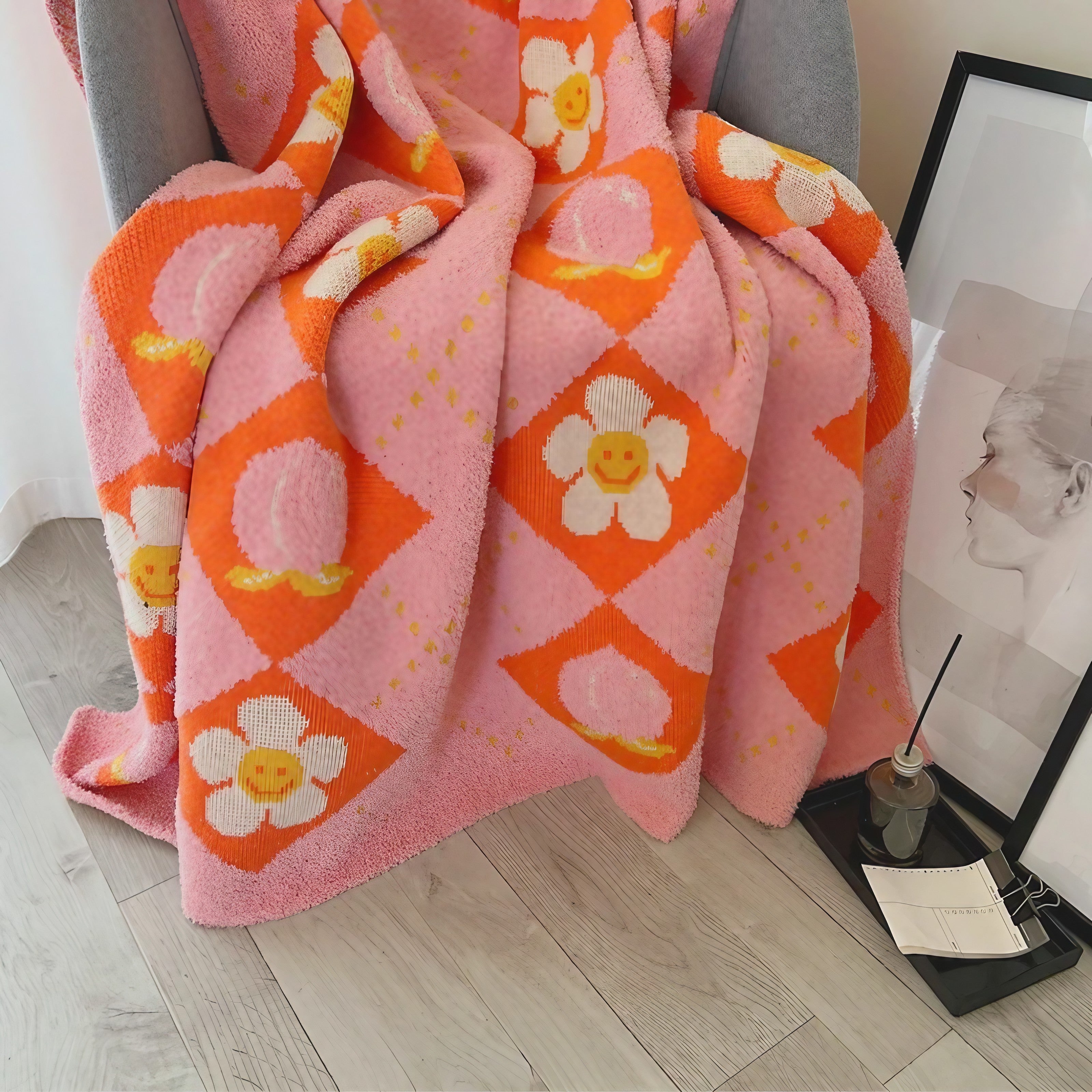 Peach Pop Daisy Blanket