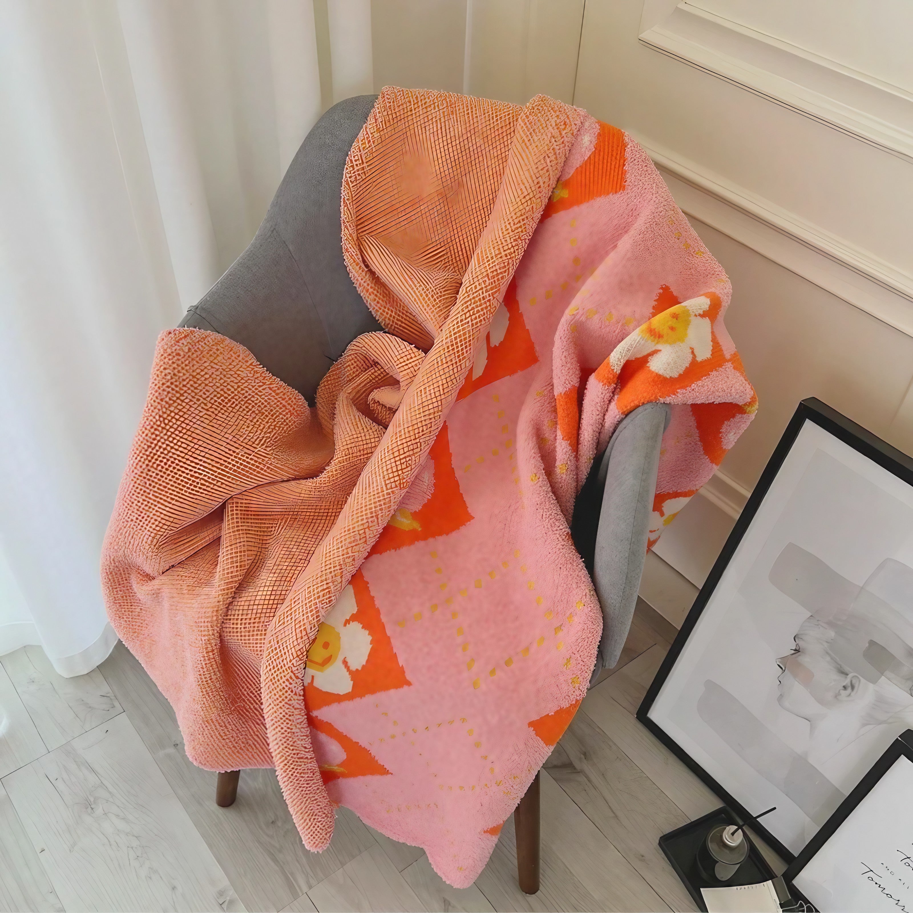 Peach Pop Daisy Blanket