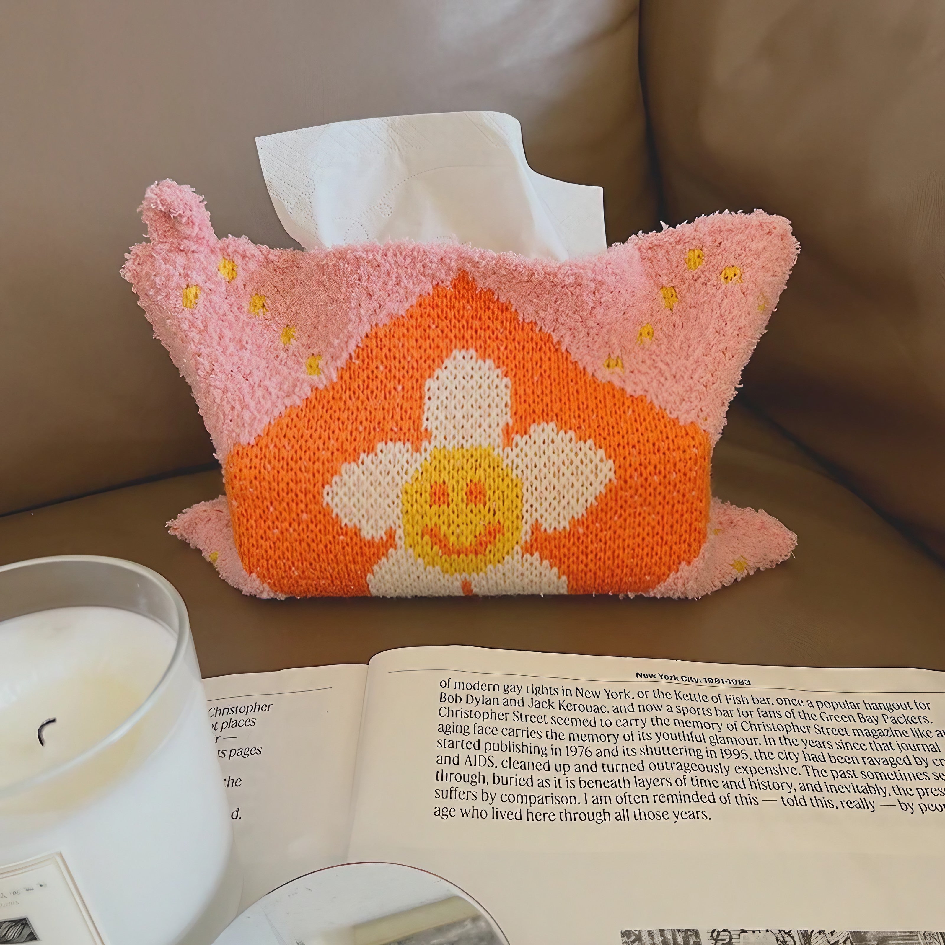 Peach Pop Daisy Tissue Case