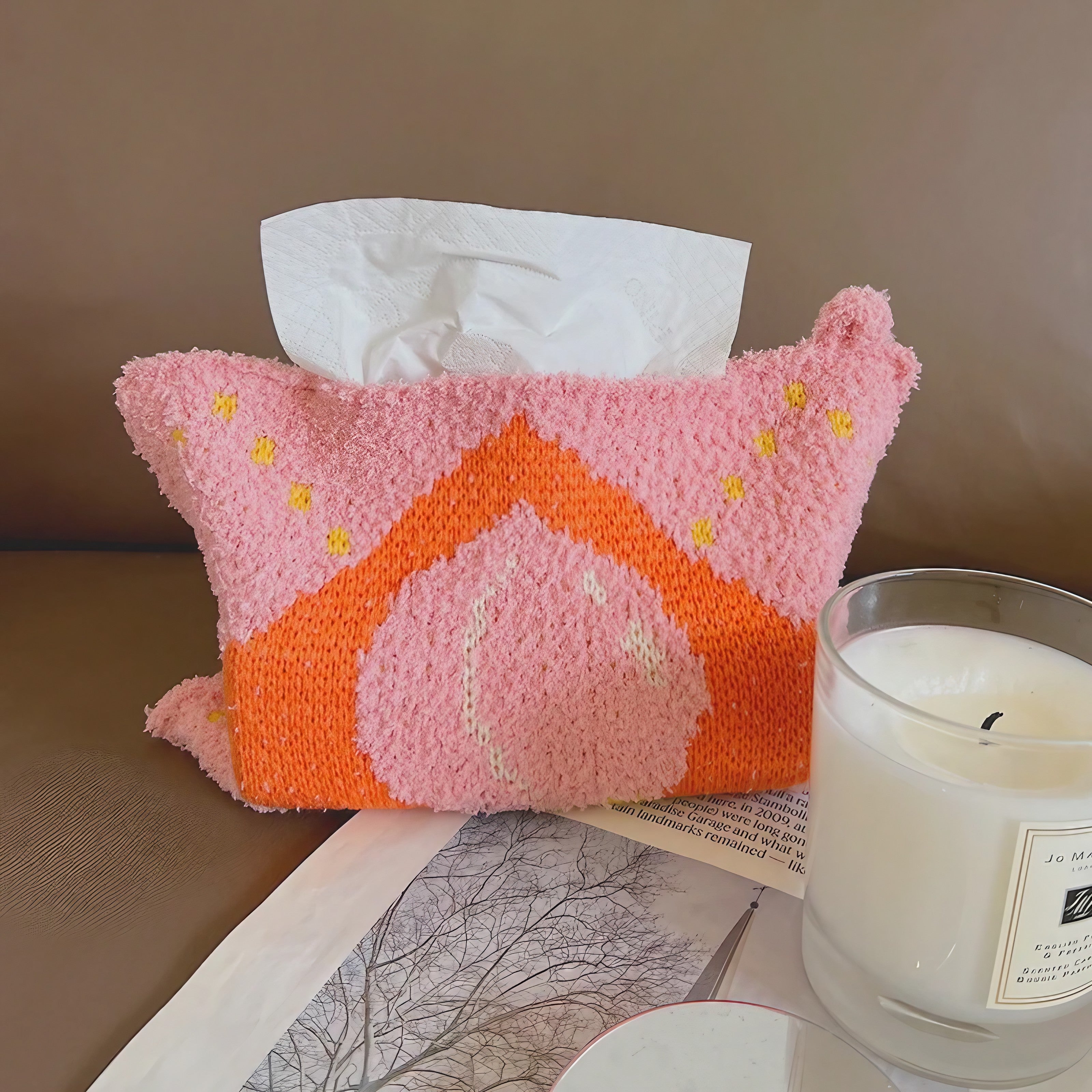 Peach Pop Daisy Tissue Case