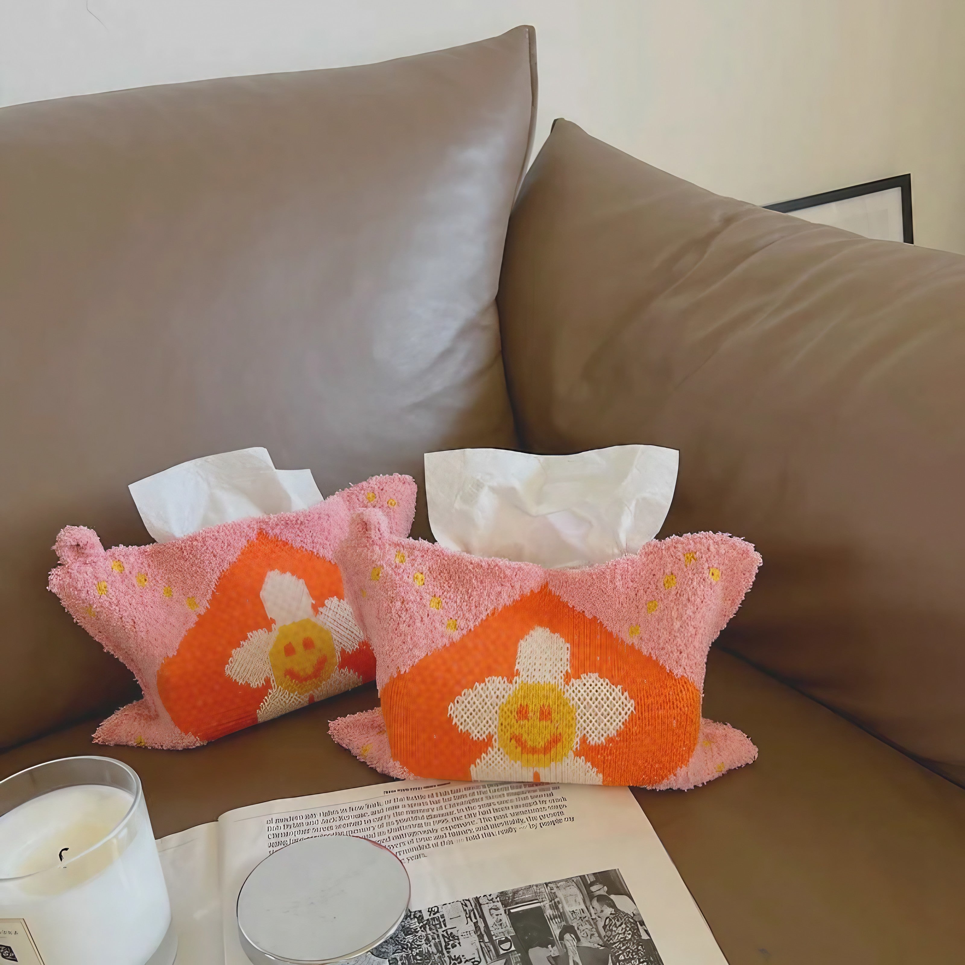 Peach Pop Daisy Tissue Case