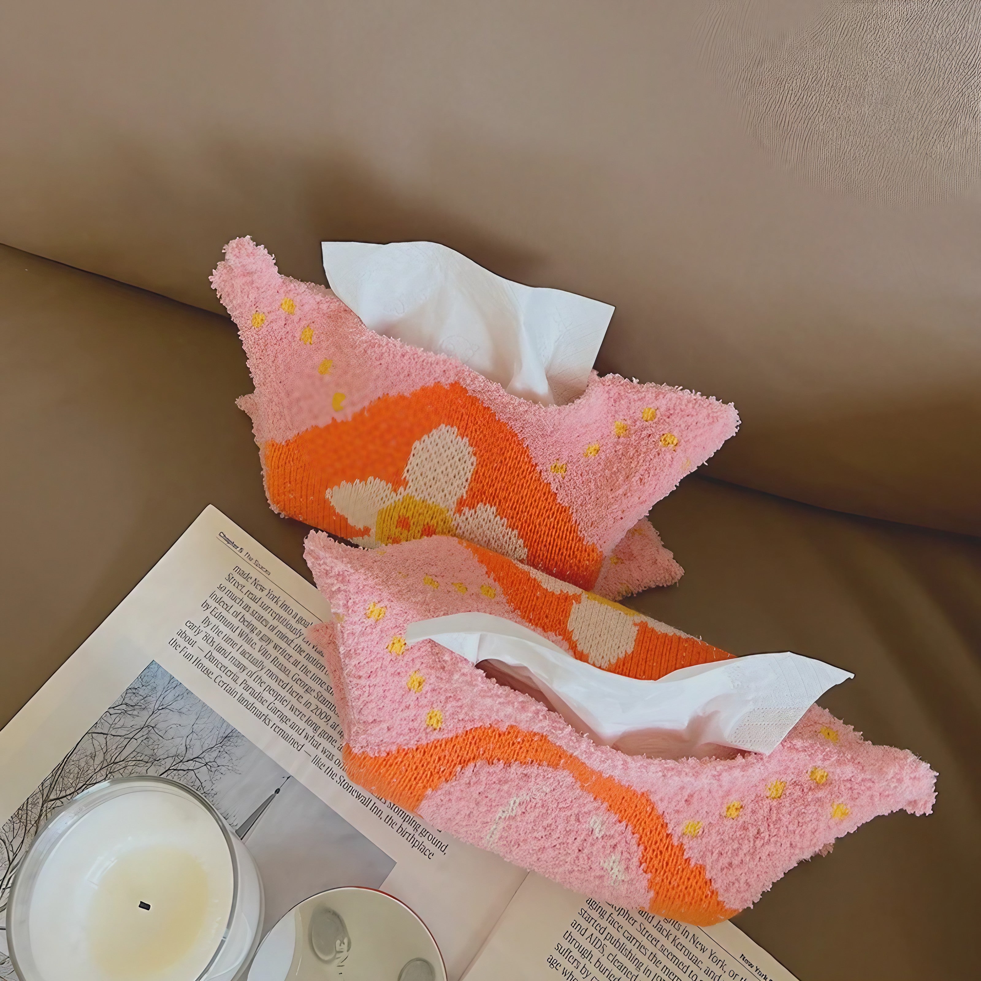 Peach Pop Daisy Tissue Case