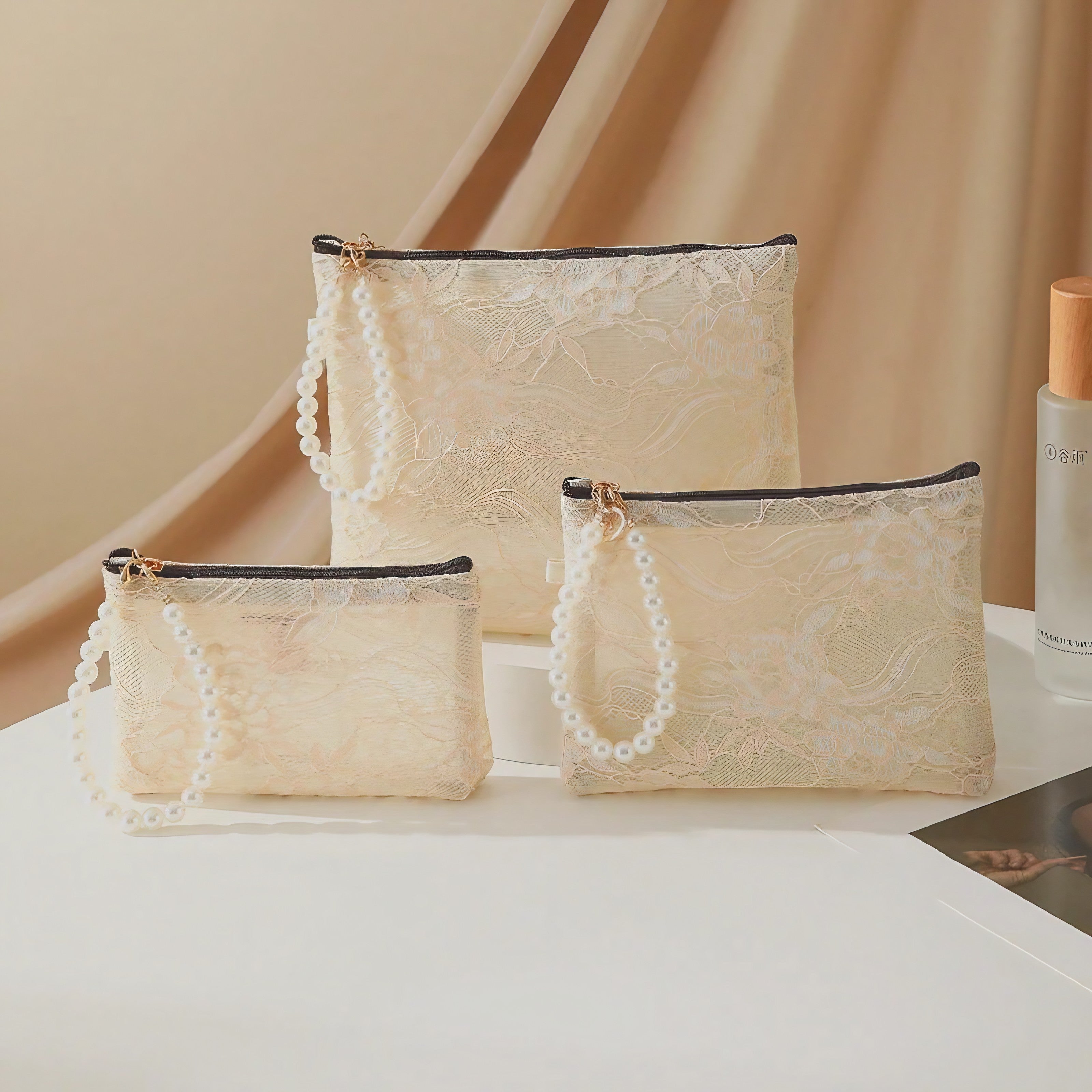 Pearl Lace Pouch