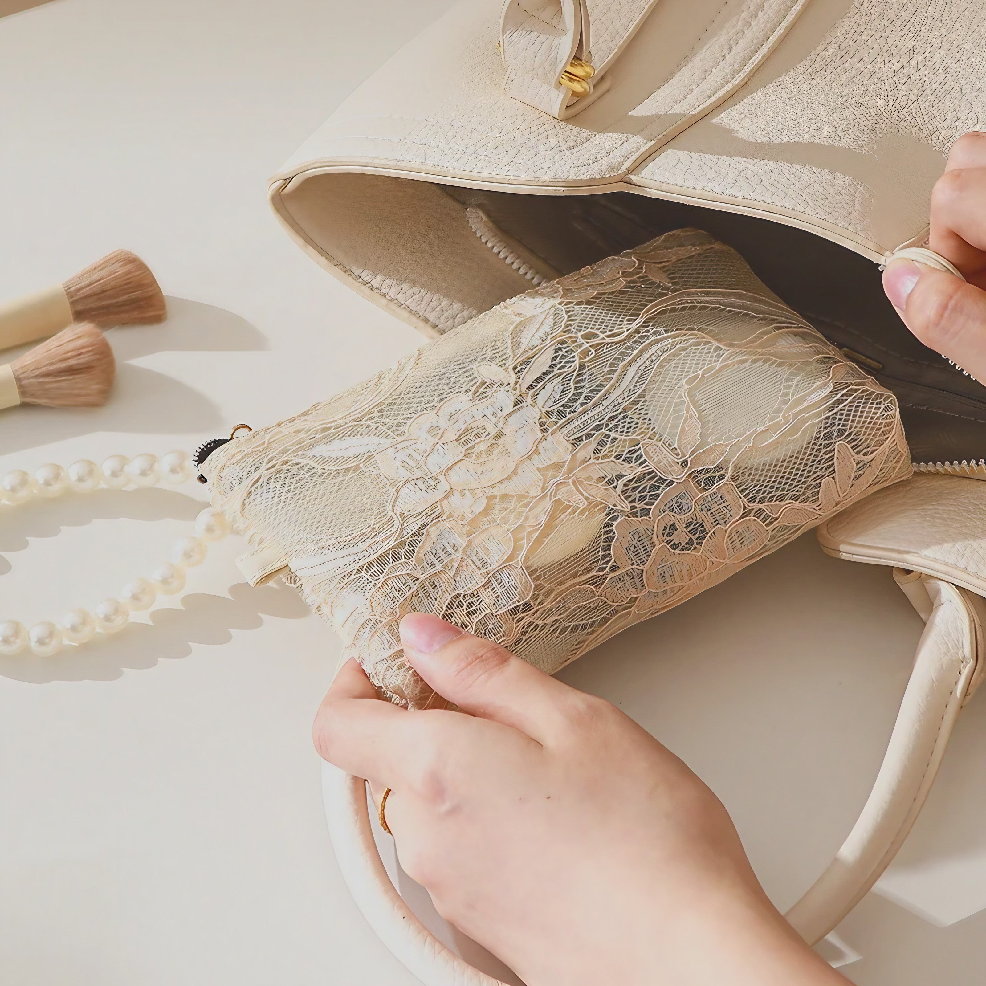 Pearl Lace Pouch
