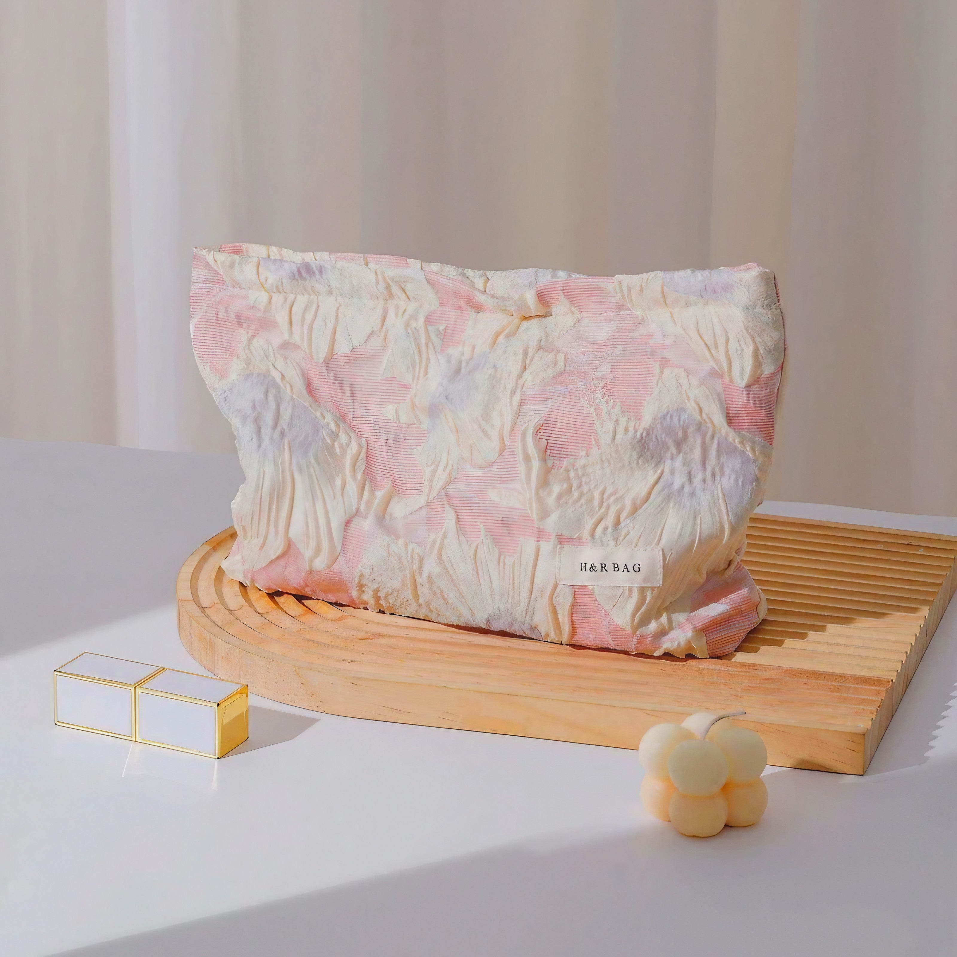 Petal Cloud Pouch