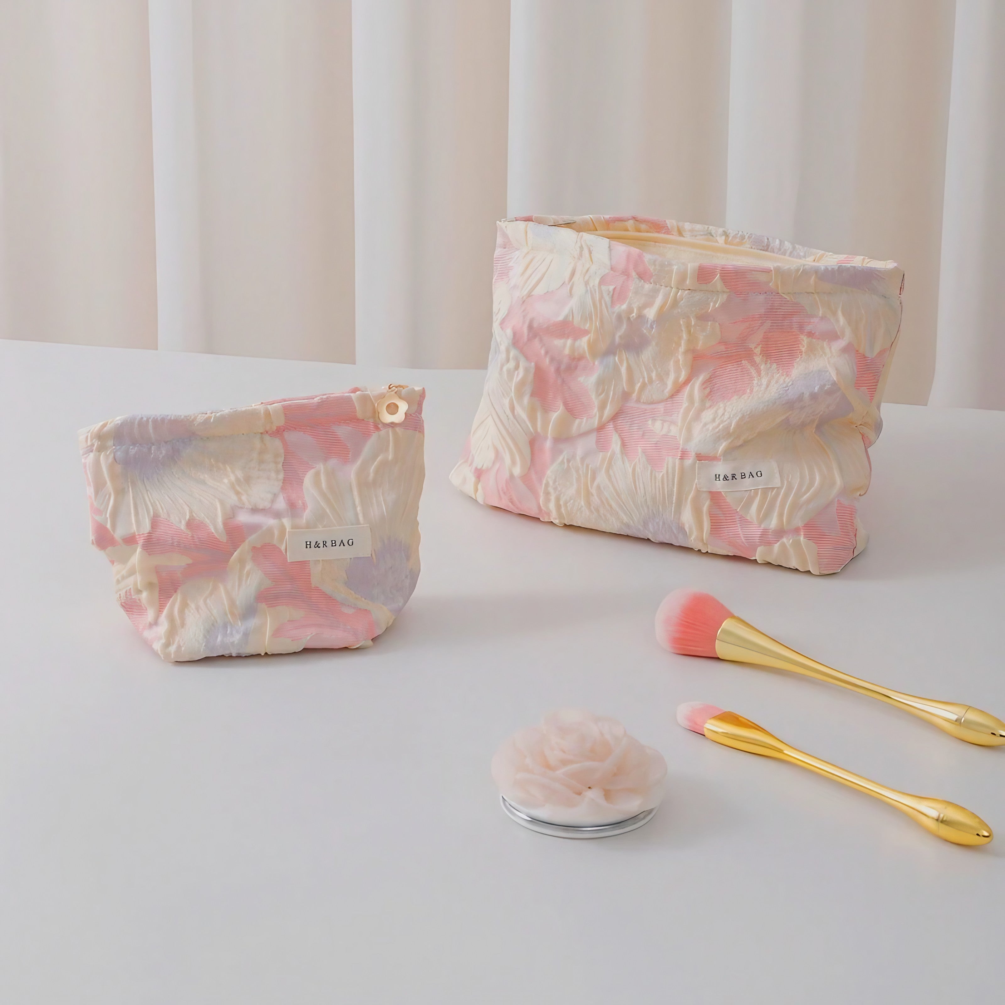 Petal Cloud Pouch