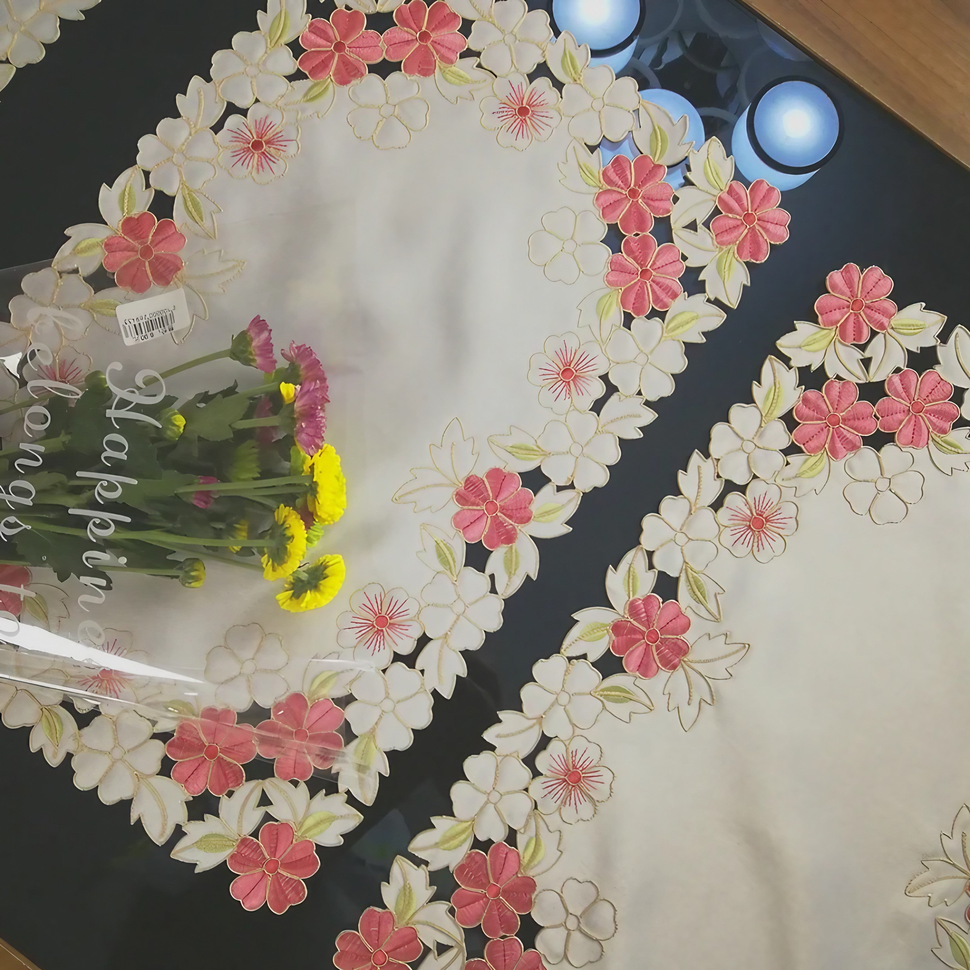 Petal Frame Placemat