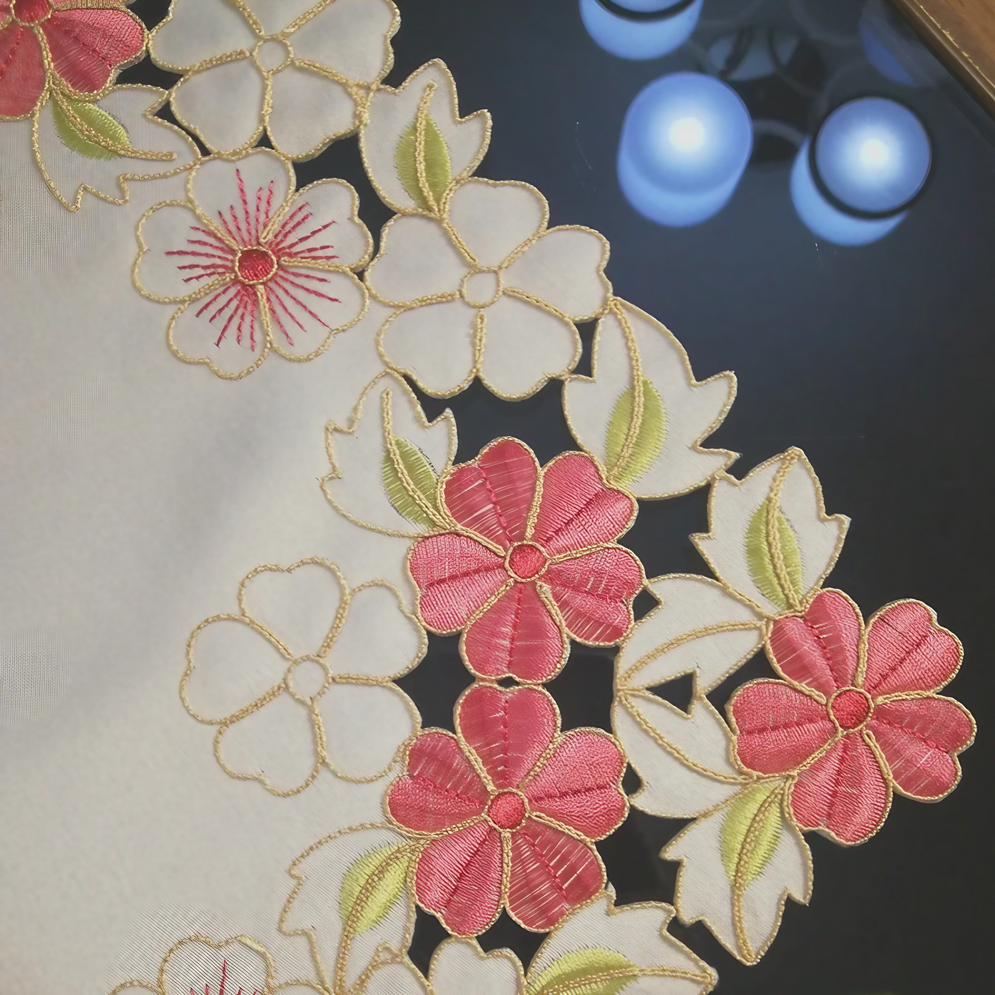 Petal Frame Placemat
