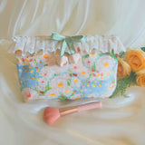 Petal Lace Pouch