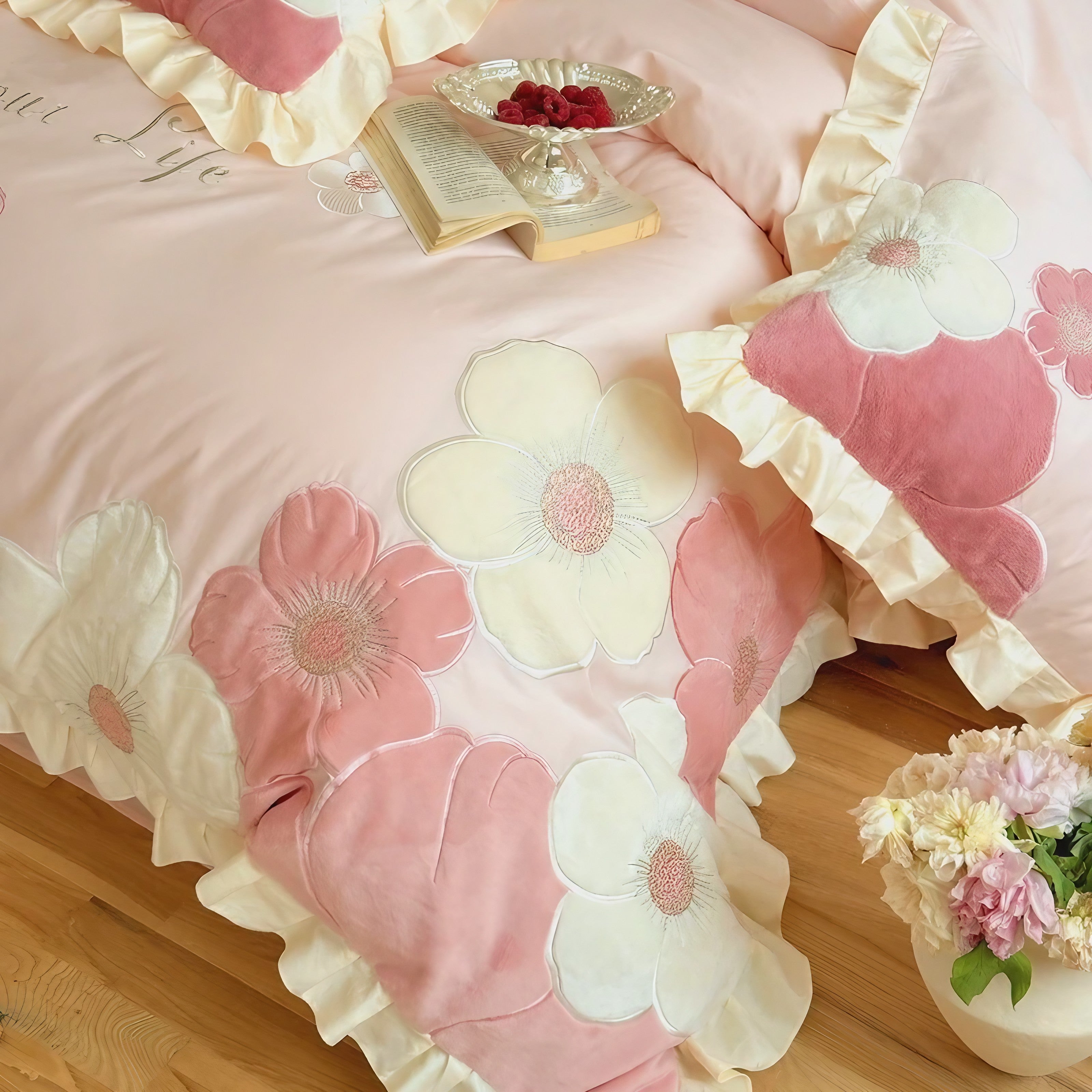 Petalia Bedding Set