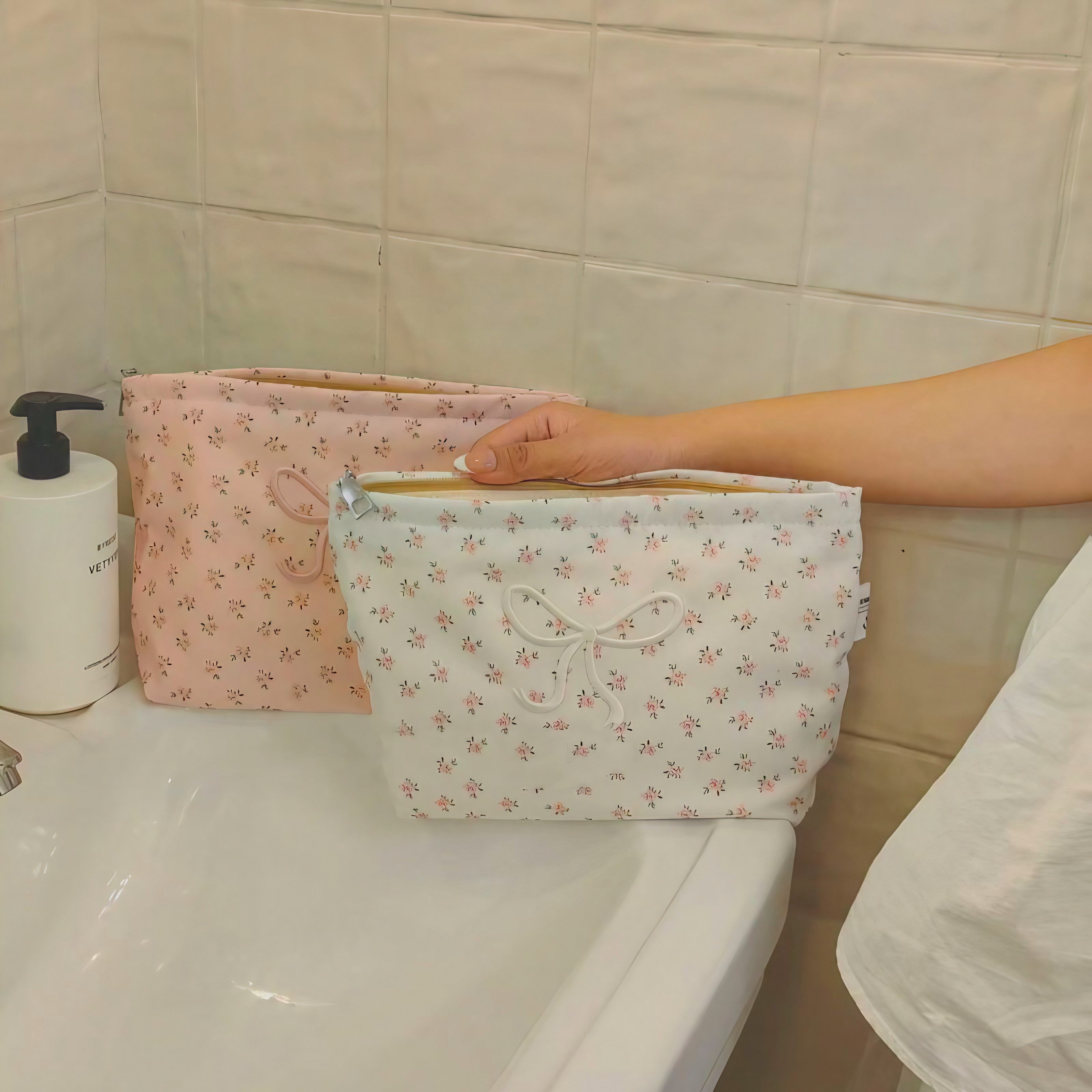 Petit Fleur Ribbon Pouch