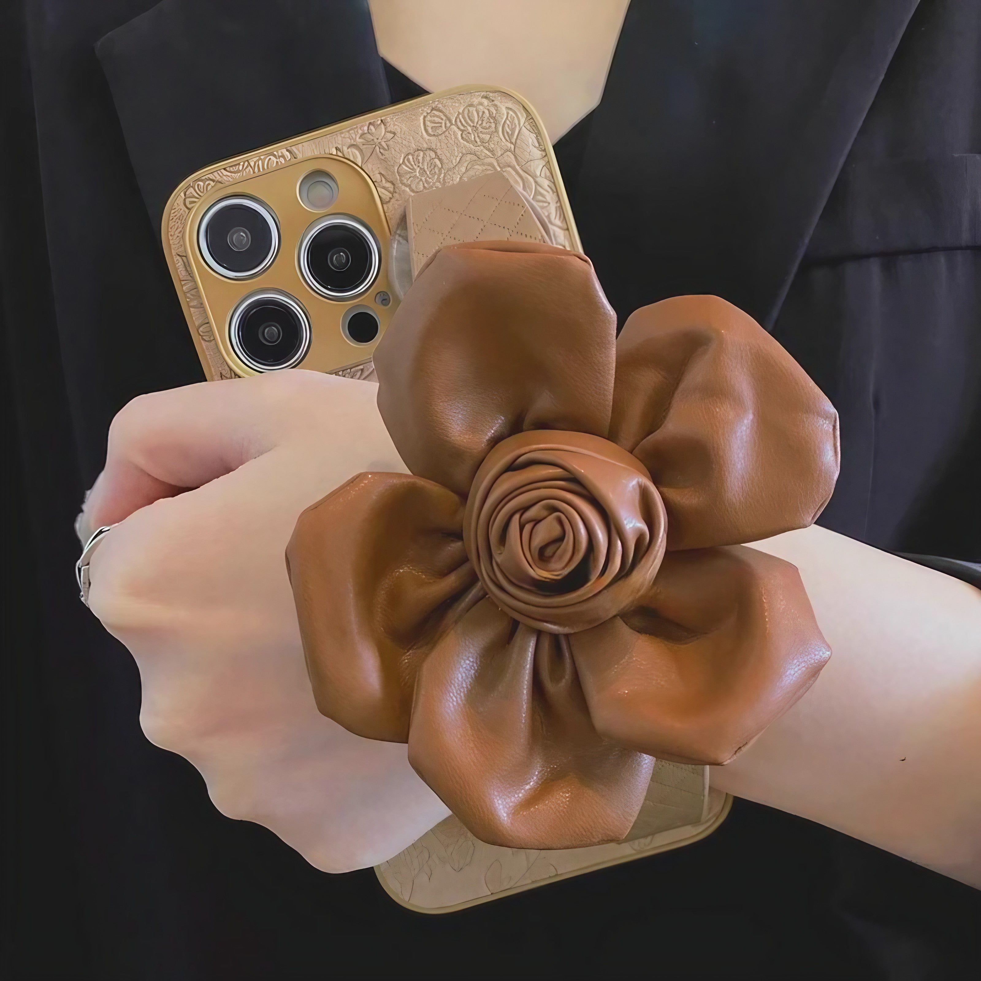 Rose Bloom Strap Case