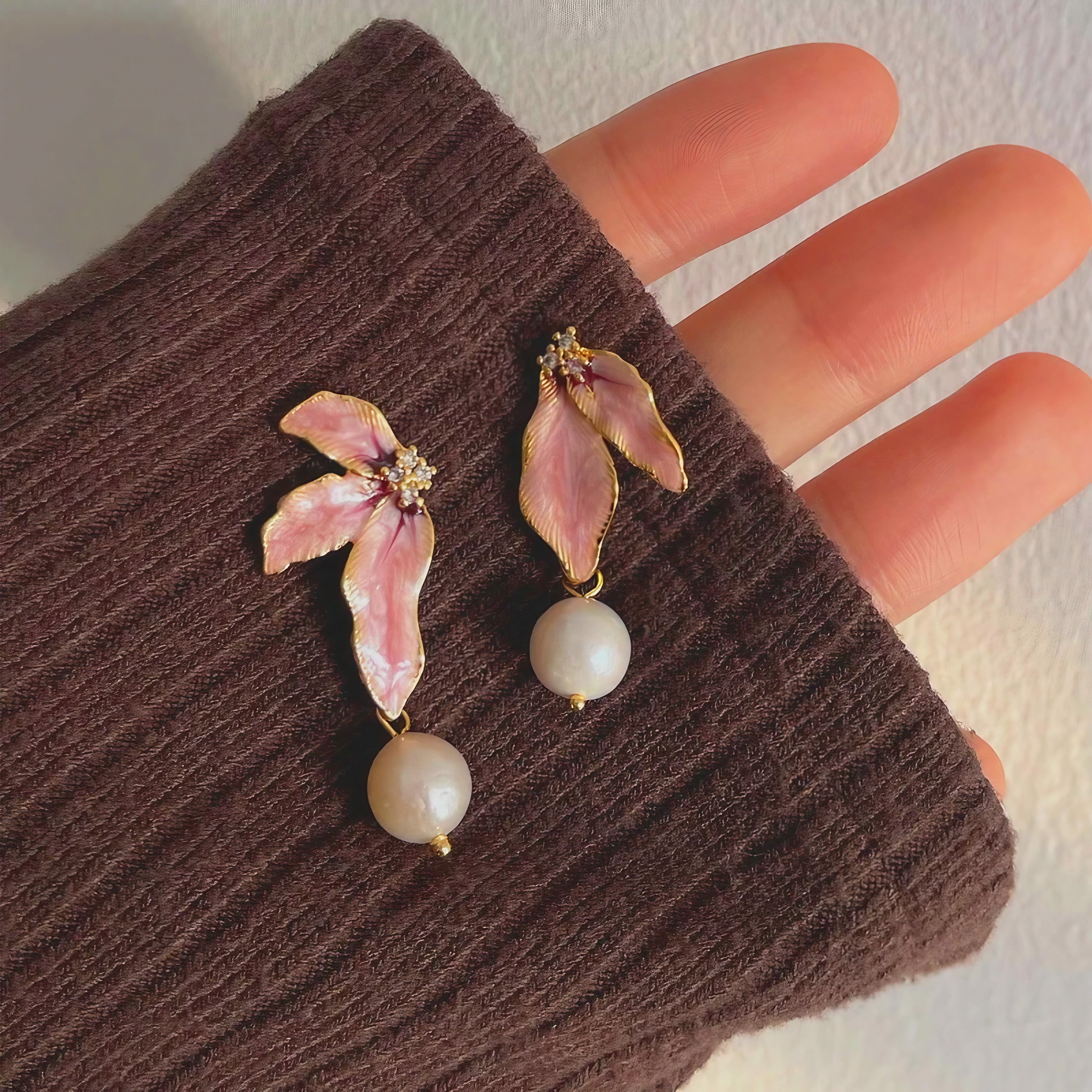 Rose Leaf Pearl Earrings