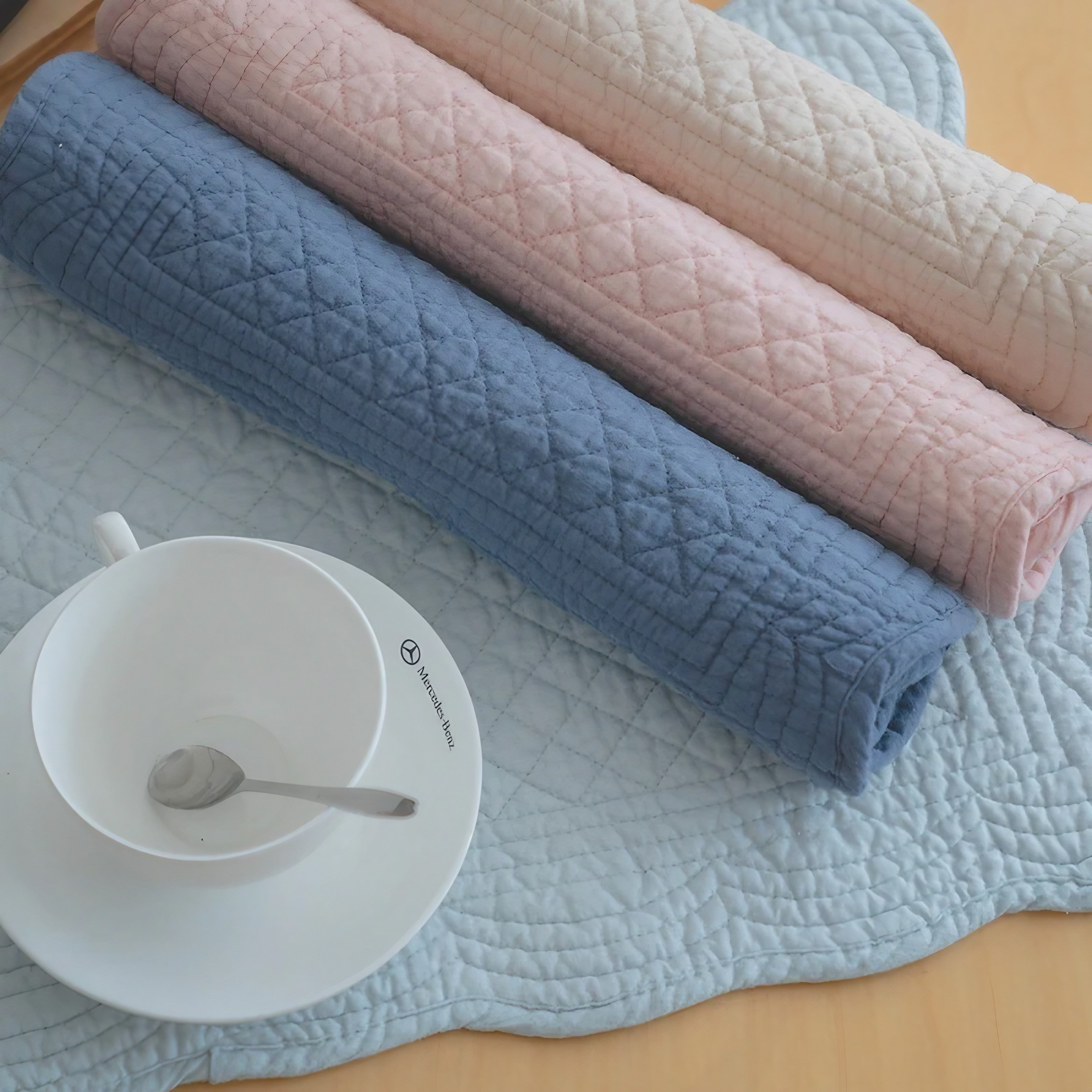 Roseate Quilted Scalloped Coaster