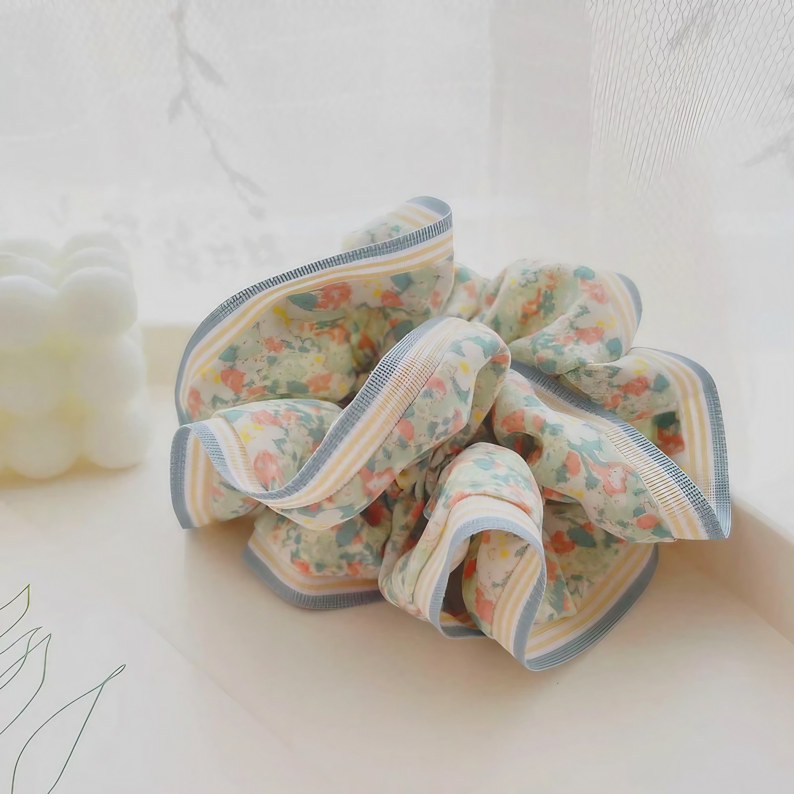 Stripe Edge Floral Hair Band