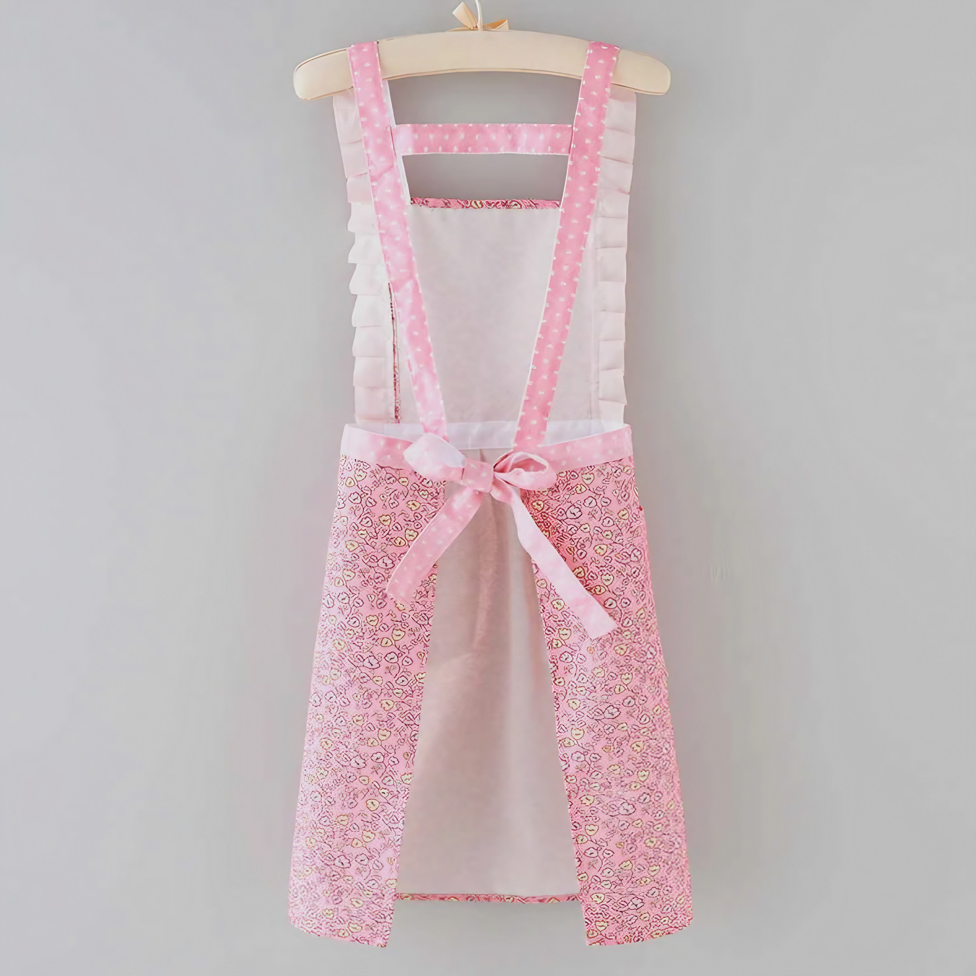 Sweetheart Charm Apron