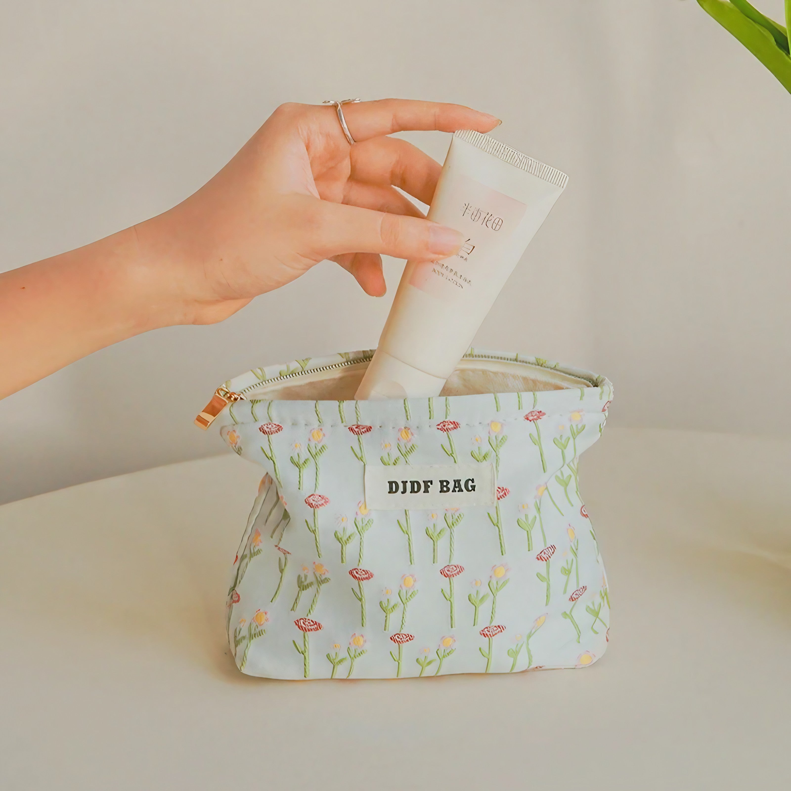 Tiny Wildflower Pouch
