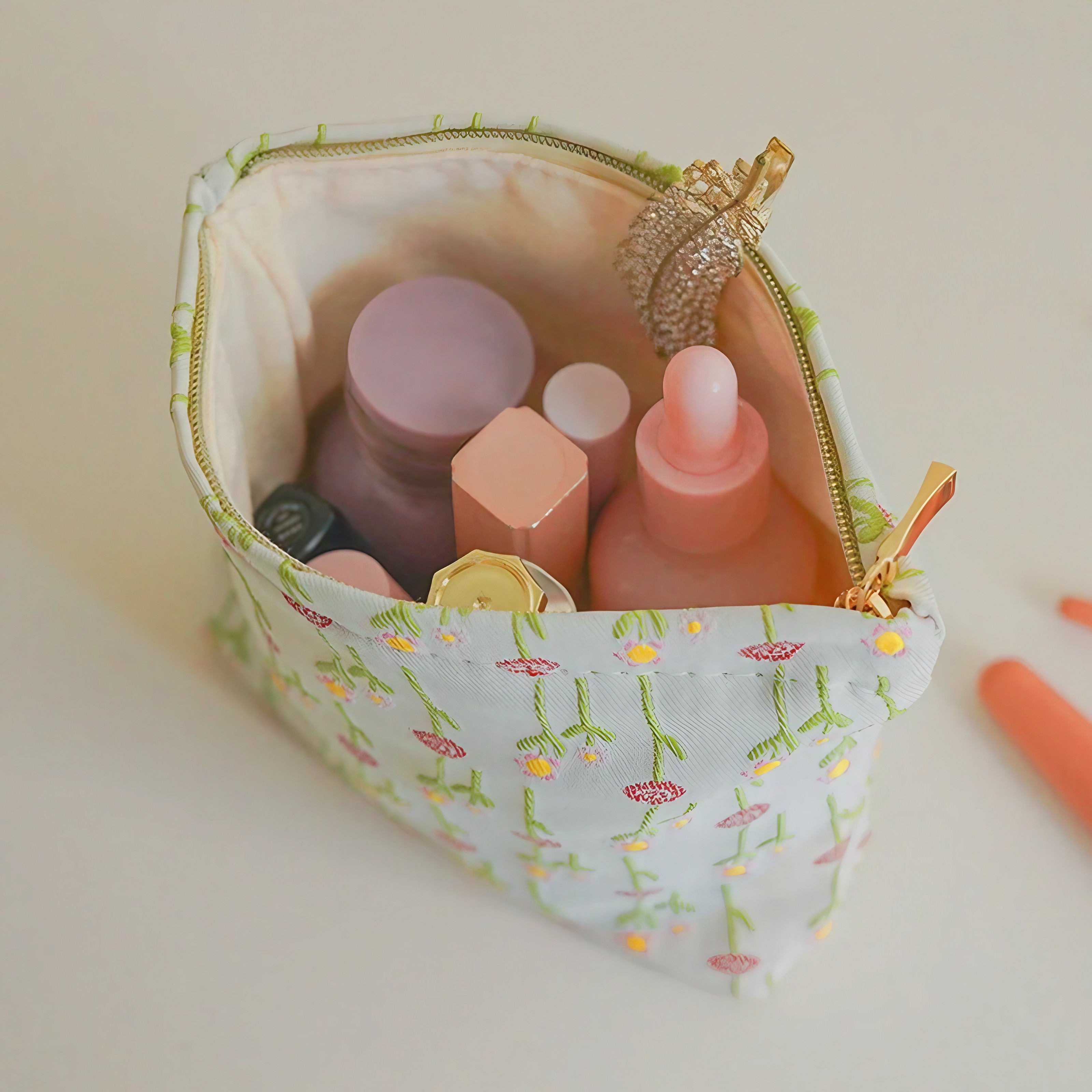 Tiny Wildflower Pouch