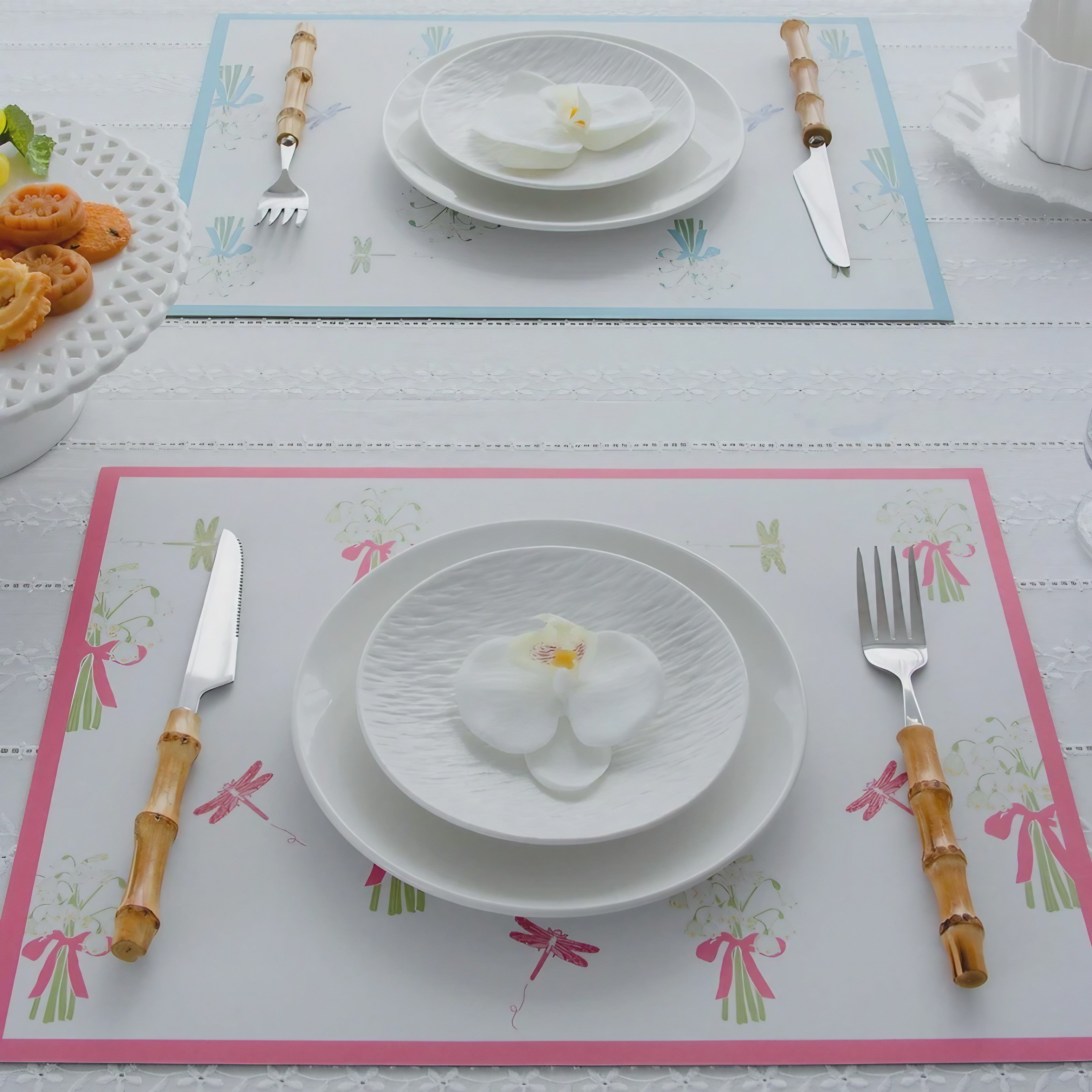 Valley Ribbon Placemats