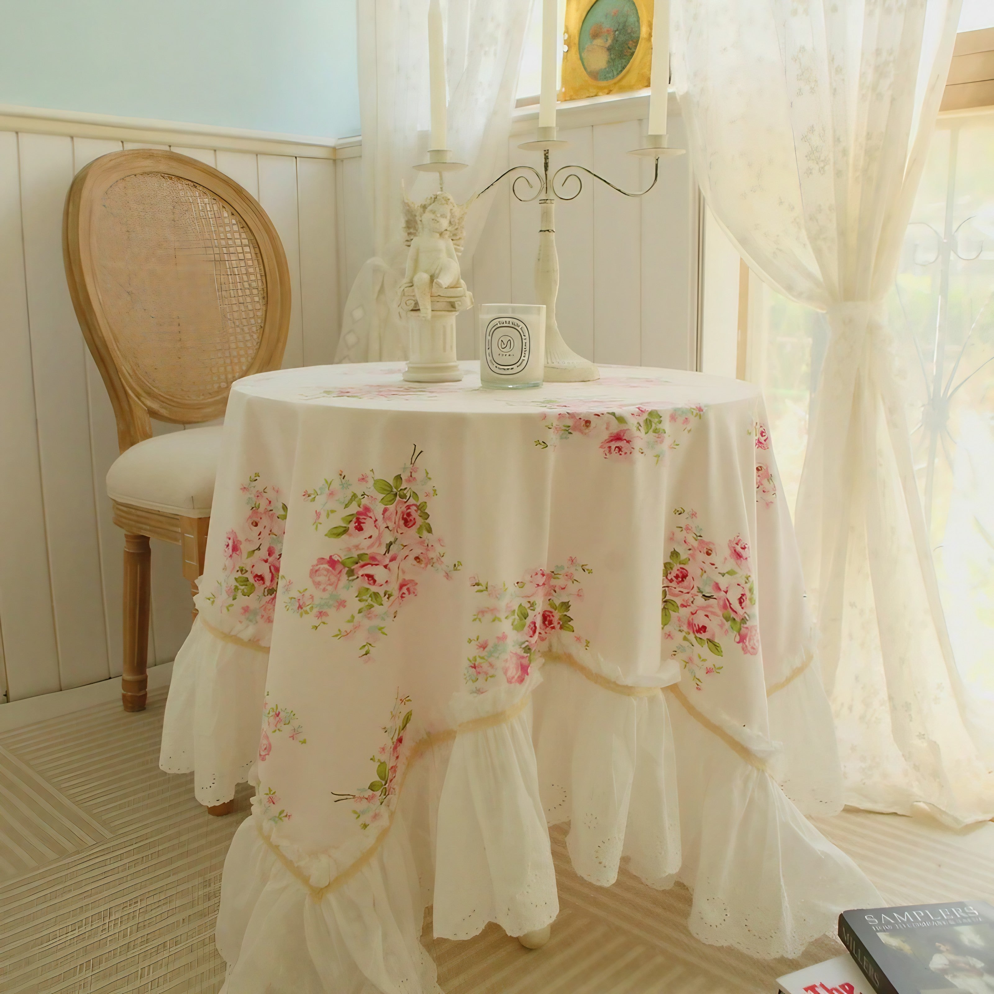 Victorian Rose Tiered Tablecloth