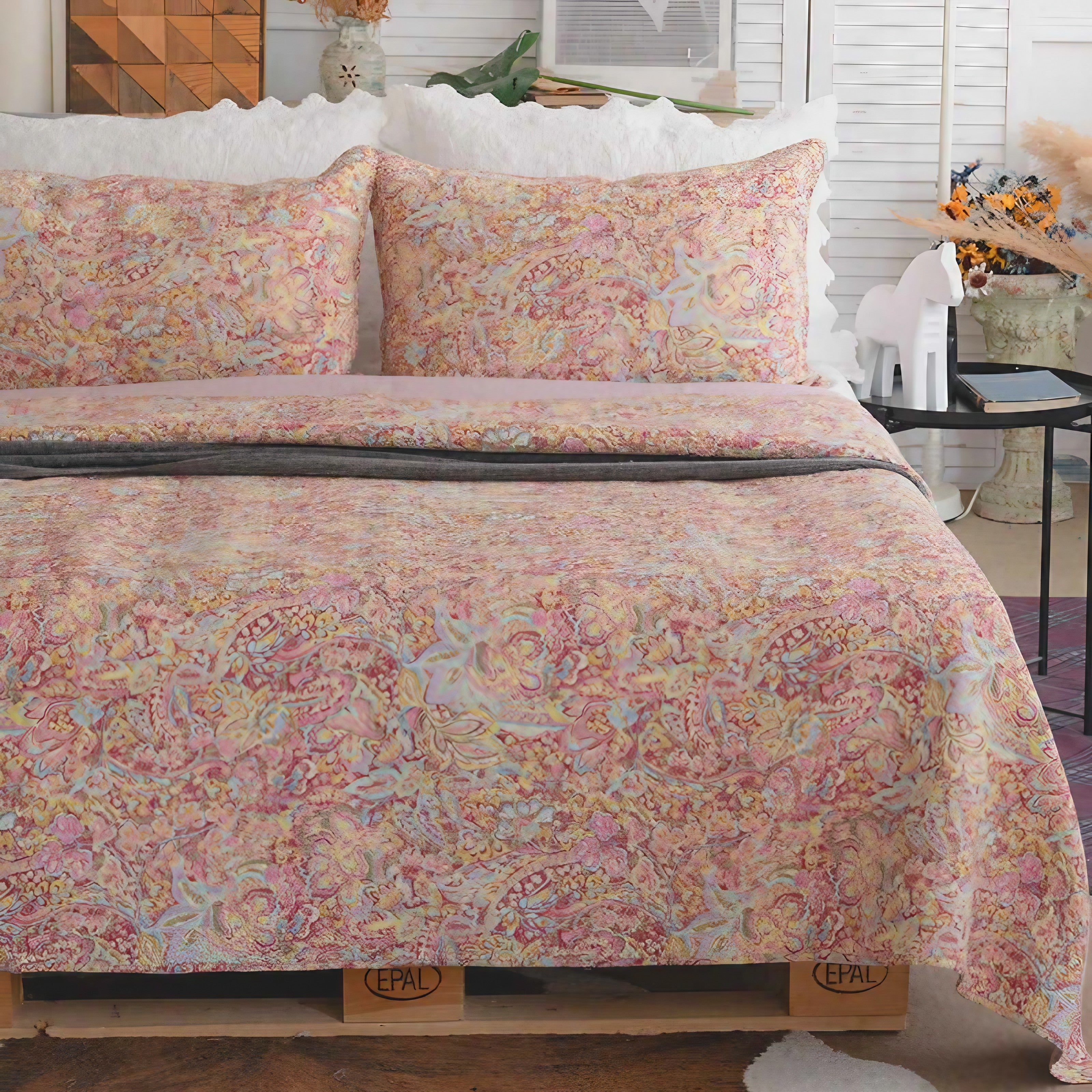 Vintage Roseate Paisley Bedding Set